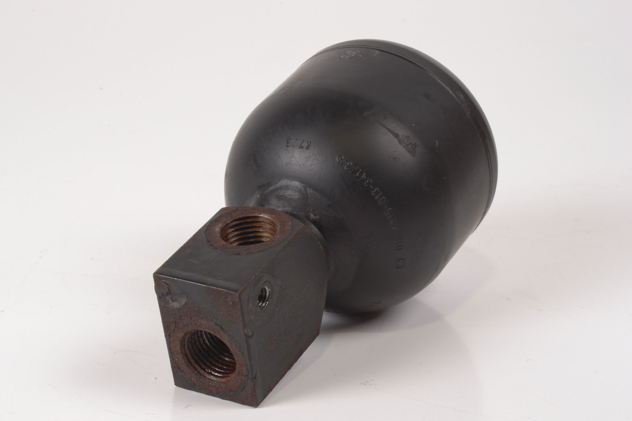 Mercedes 2203200415 Suspension Accumulator | C215 CL W220 S R230 SL