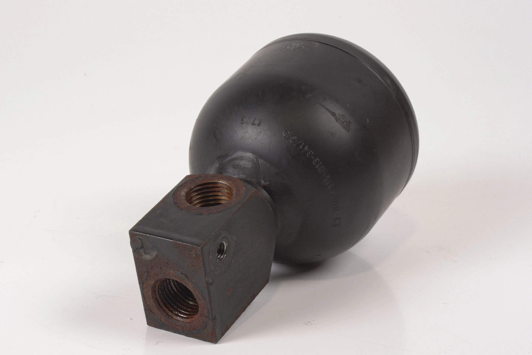 Mercedes 2203200415 Suspension Accumulator | C215 CL W220 S R230 SL