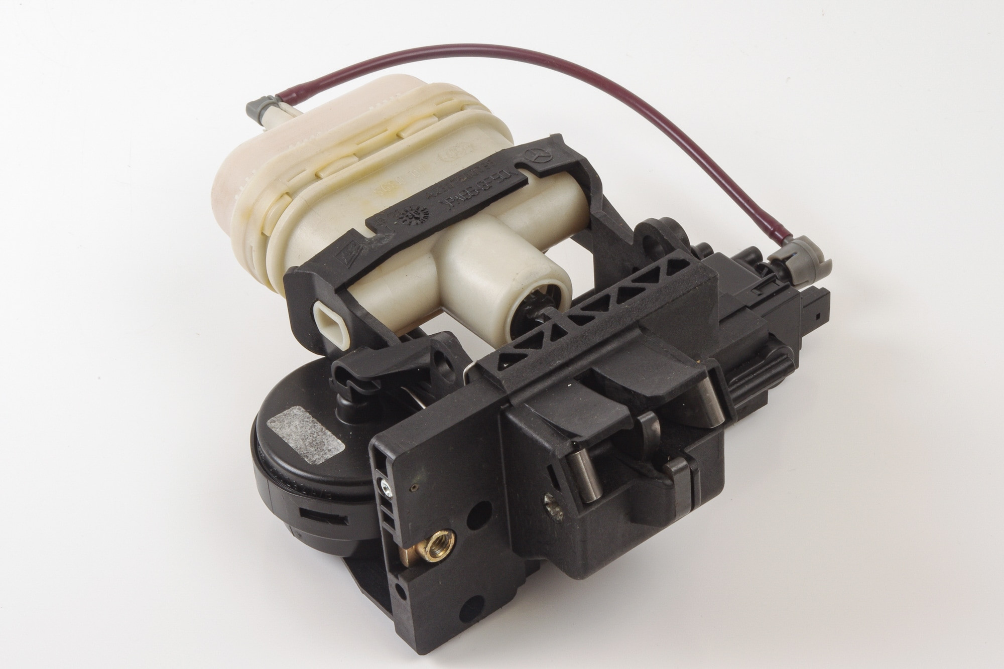 Mercedes 2307500085 Boot Lock Vacuum Actuator (a) | R230 SL (Archive)