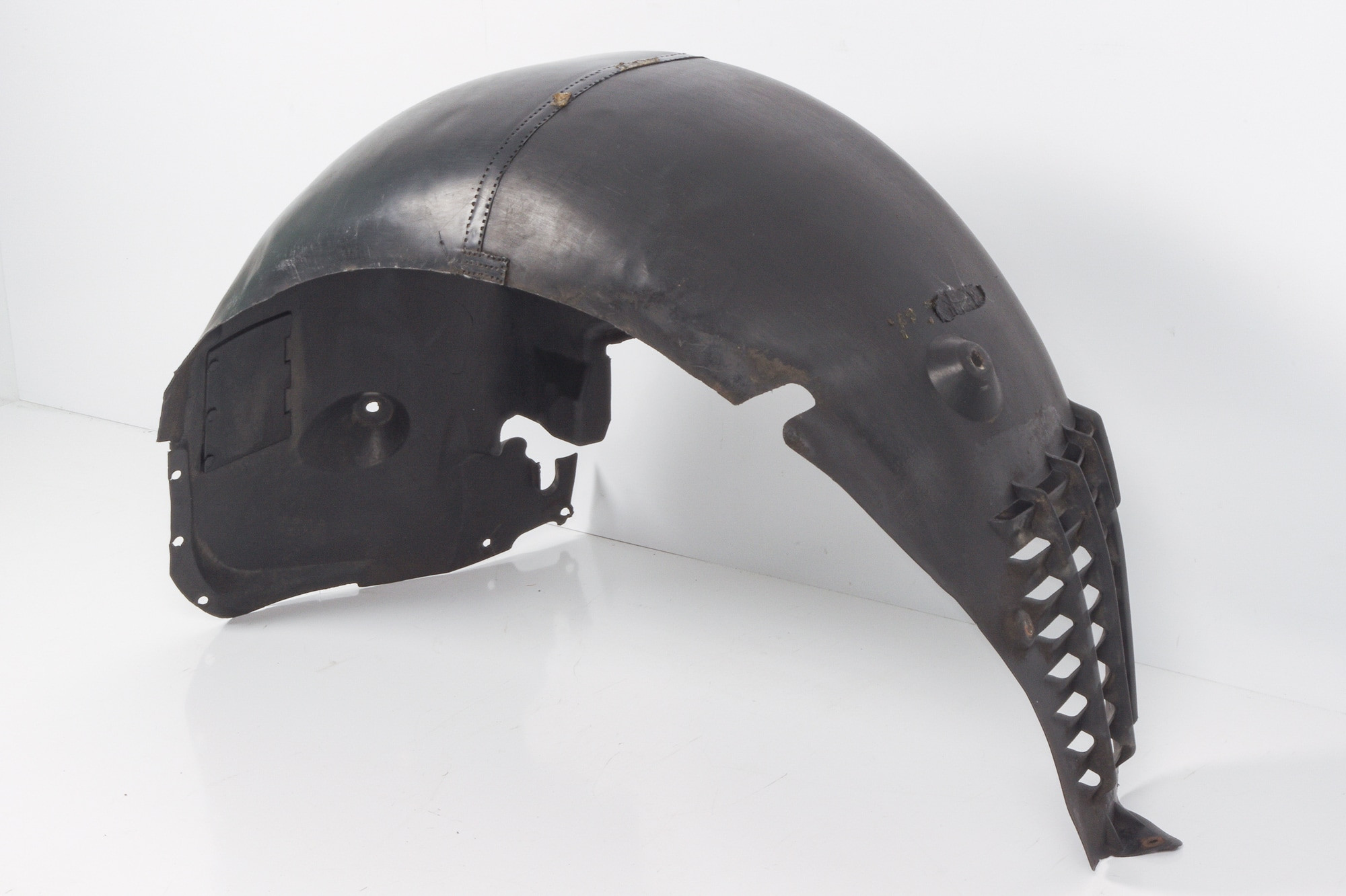 Mercedes 2306980130 Wheel Arch Liner - Rear Left | R230 SL