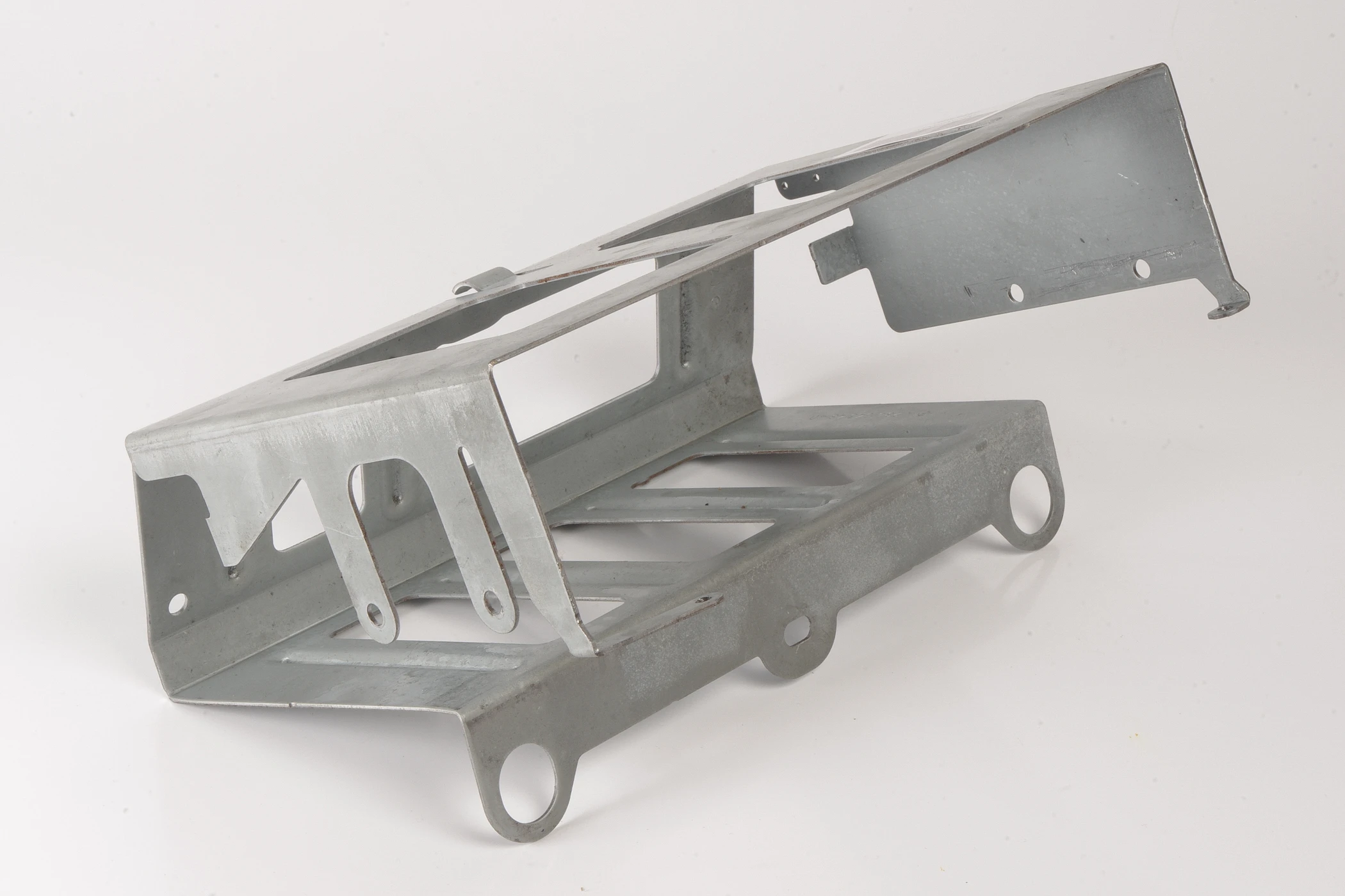Mercedes 2305454840 CD Changer Bracket | R230 SL