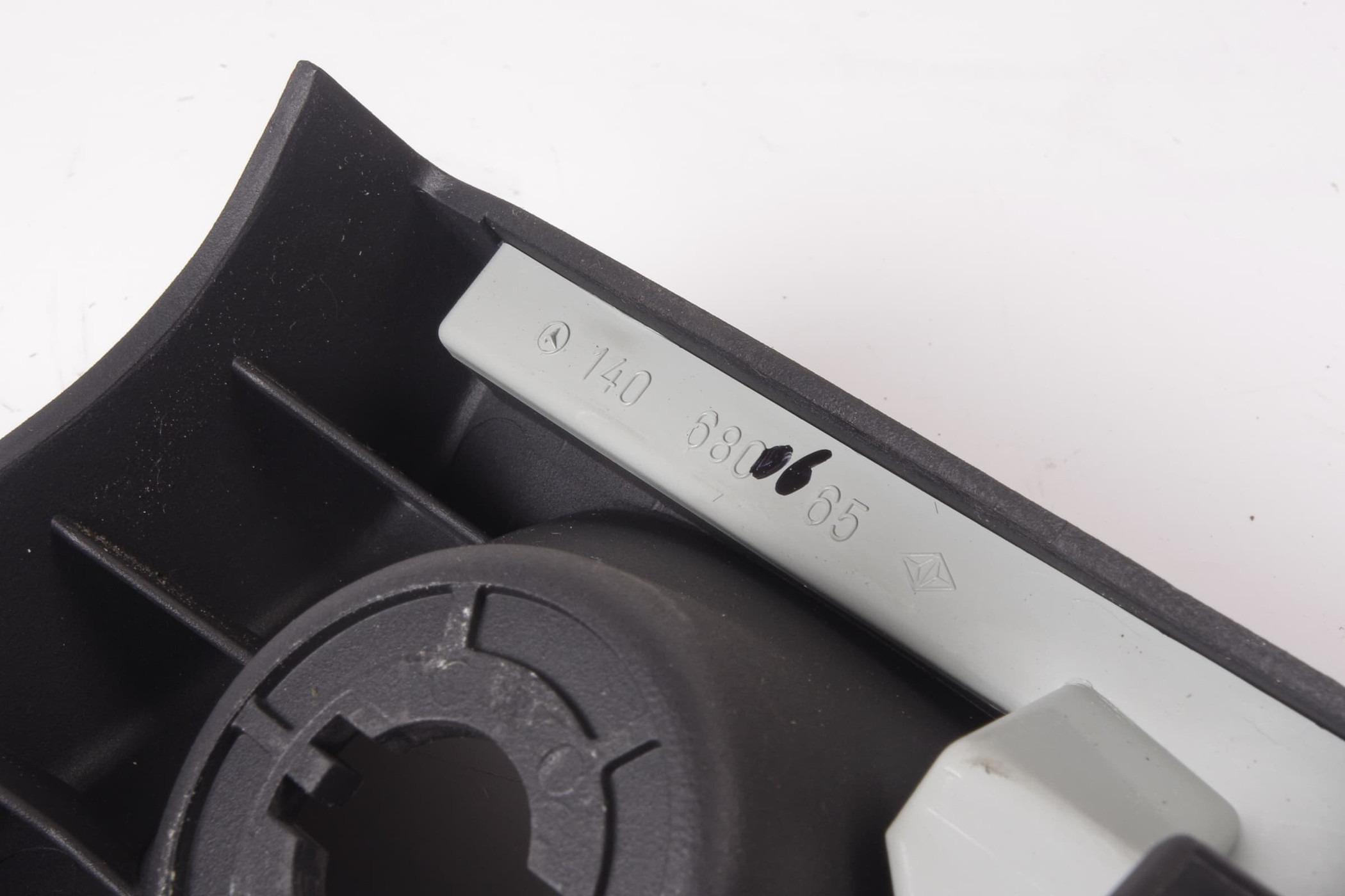 Mercedes 1406800665 Headlight Switch Panel - Black (b) | W140 V140 C140 S