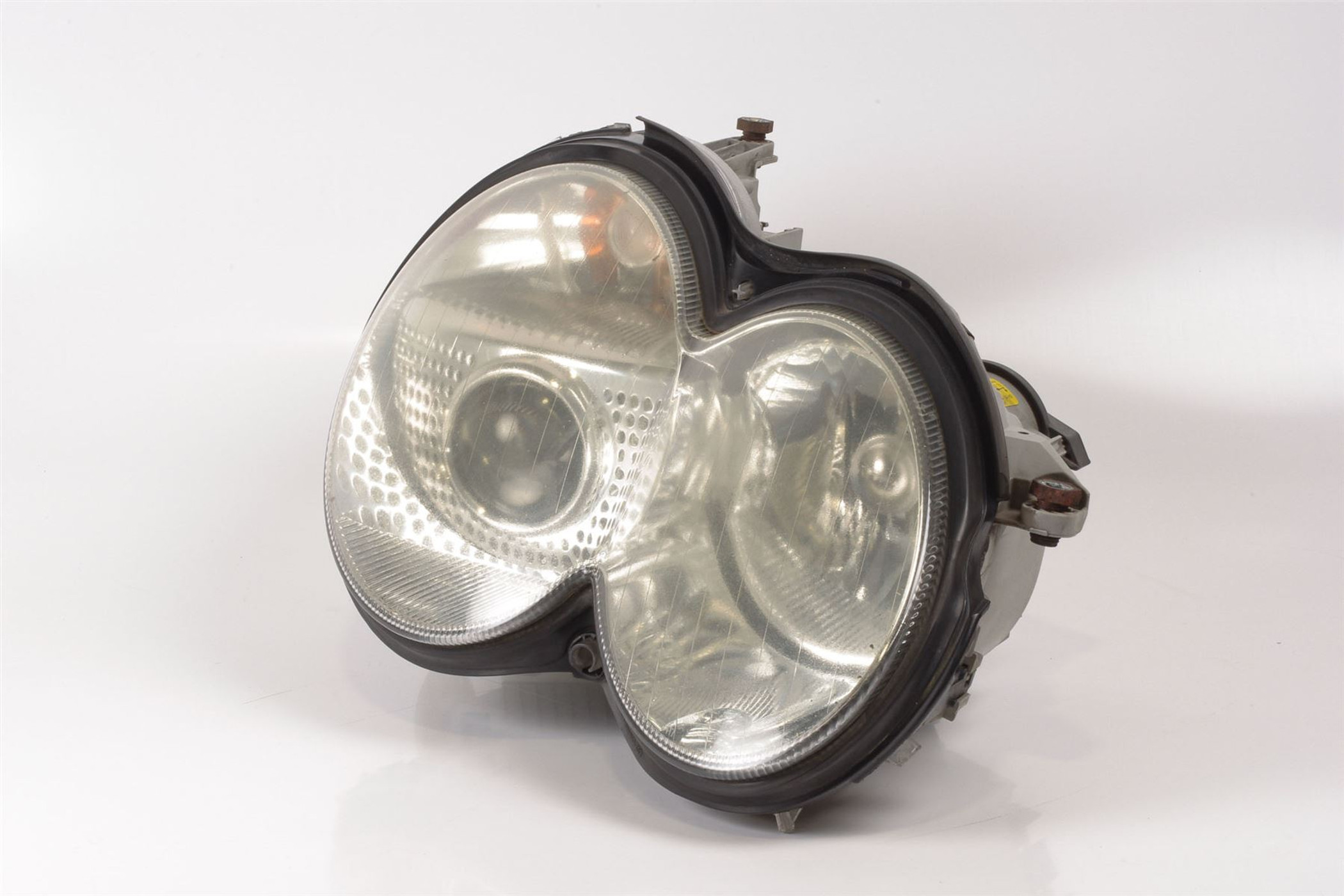 Mercedes 2308207461 Headlight - Right (b) | R230 SL