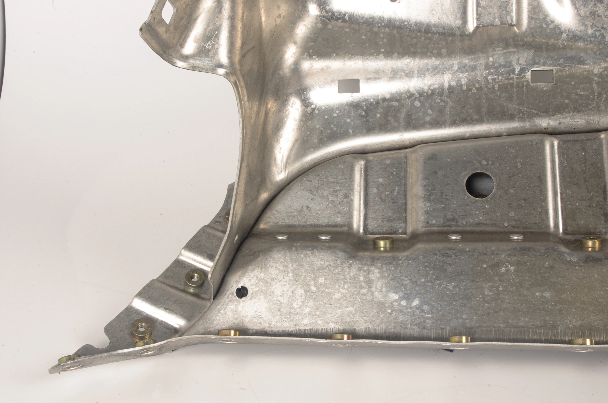 Mercedes 2306400557 Fuel Tank Cover | R230 SL
