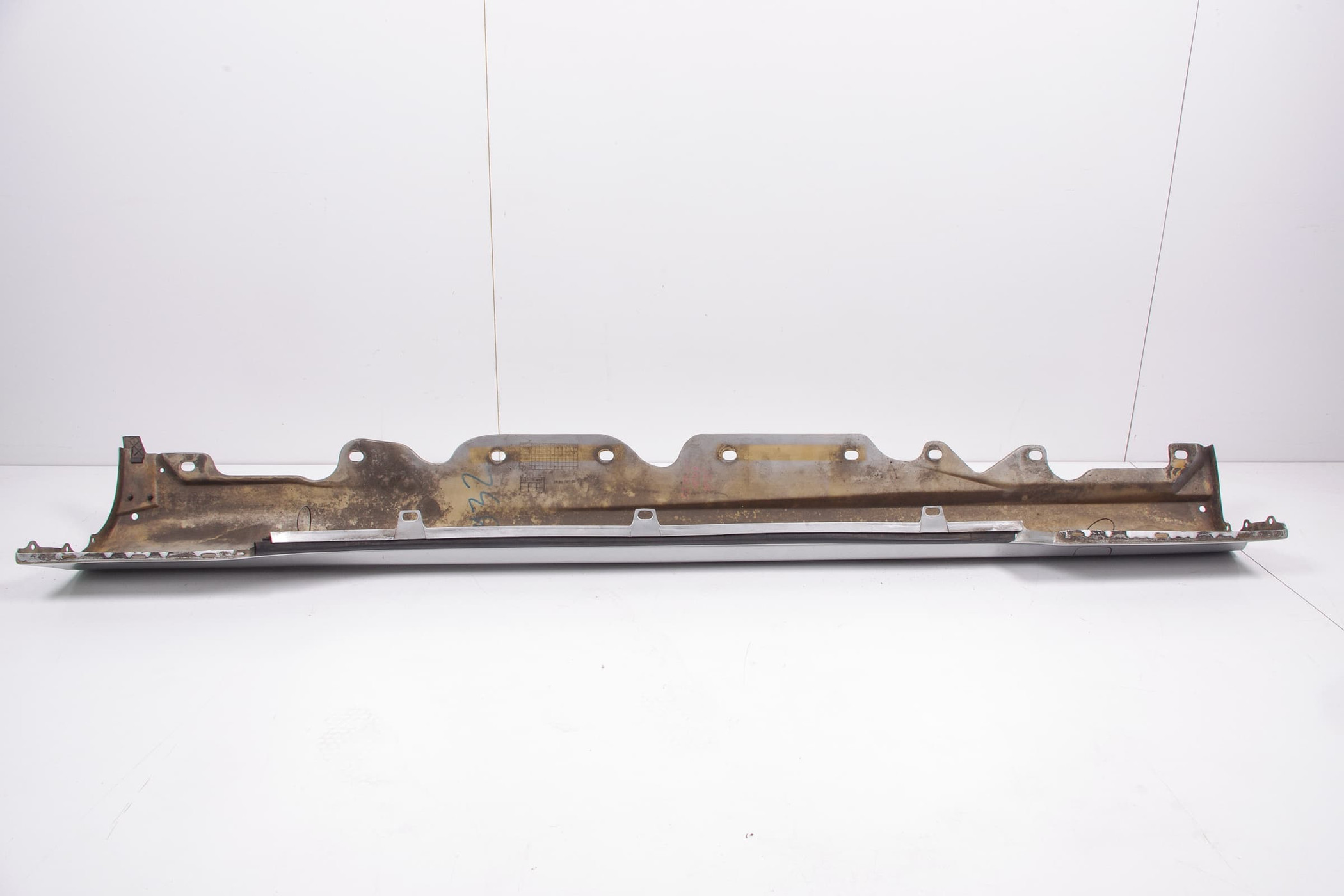 Mercedes 2306980254 Skirt Panel - Right Silver | R230 SL