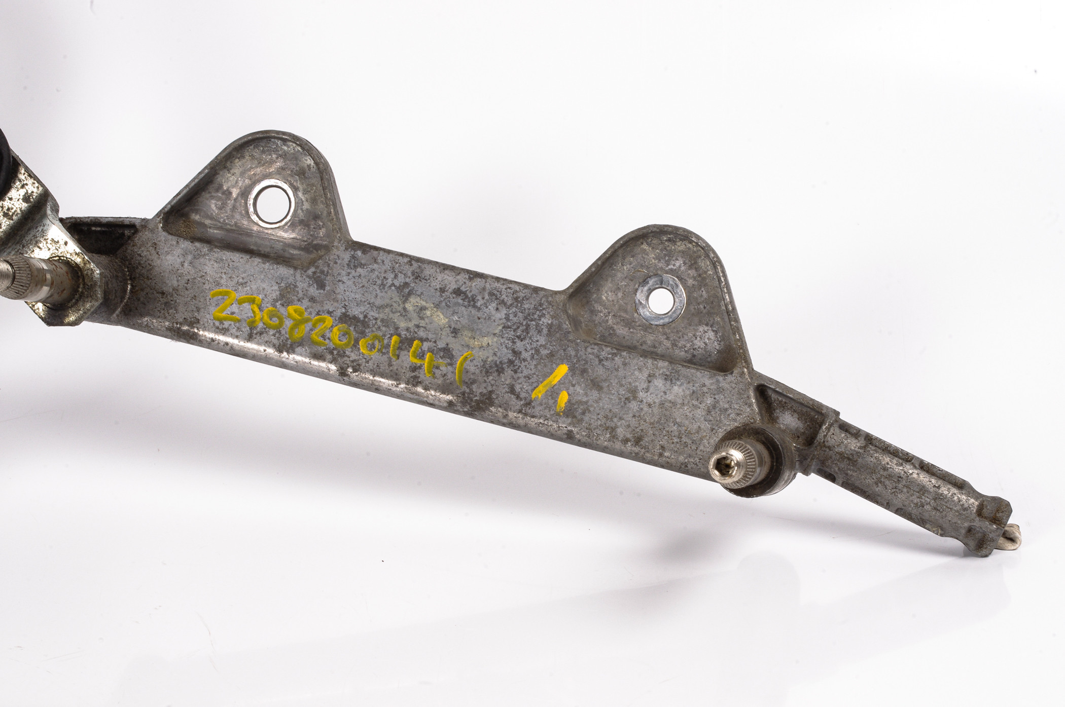 Mercedes 2308200141 Wiper Mechanism | R230 SL