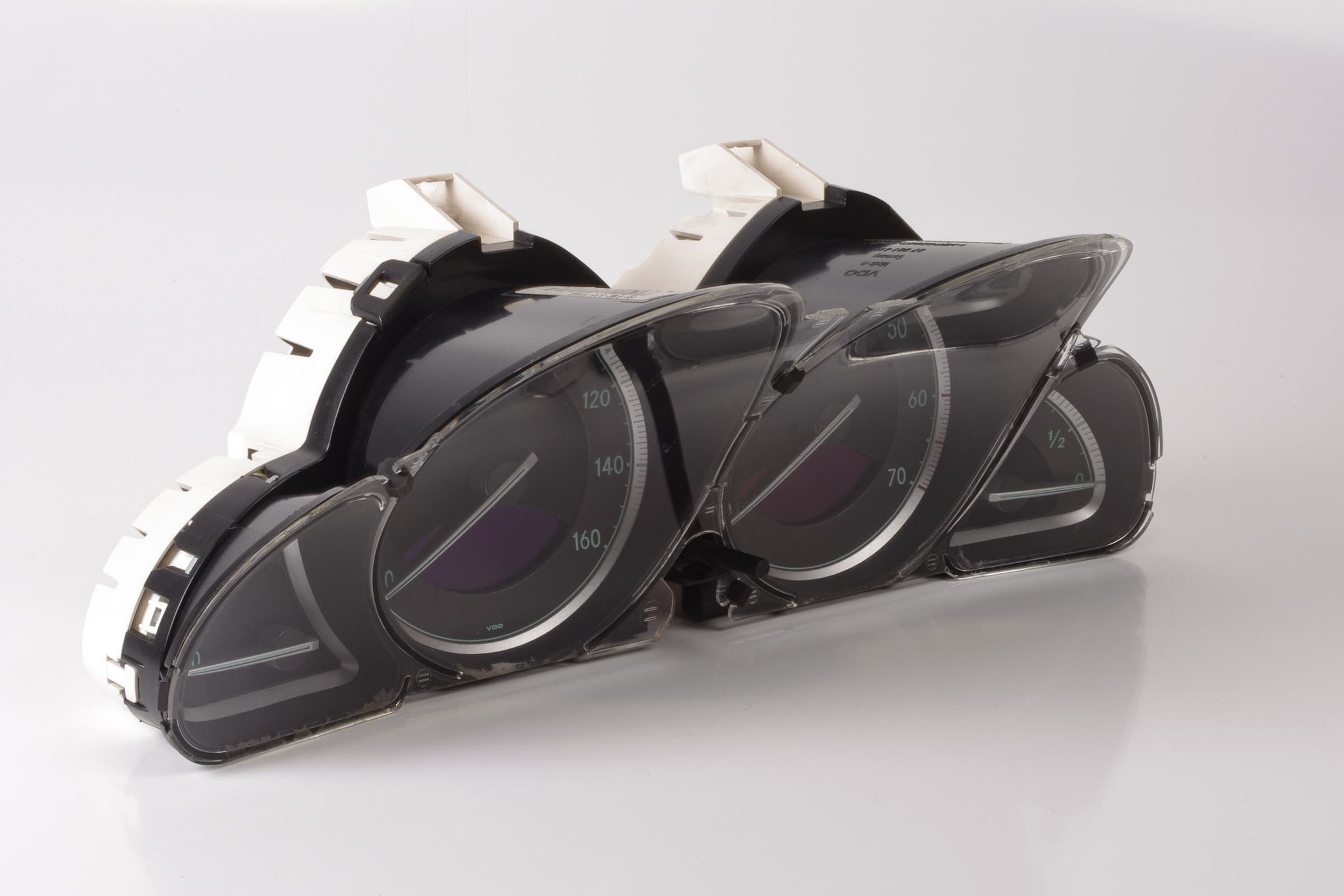 Mercedes 2305402011 Instrument Cluster | R230 SL