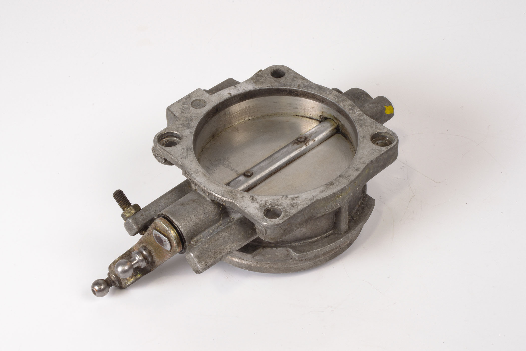 Mercedes 0021402253 Throttle Body | W124 C124 A124 S124 E R129 SL