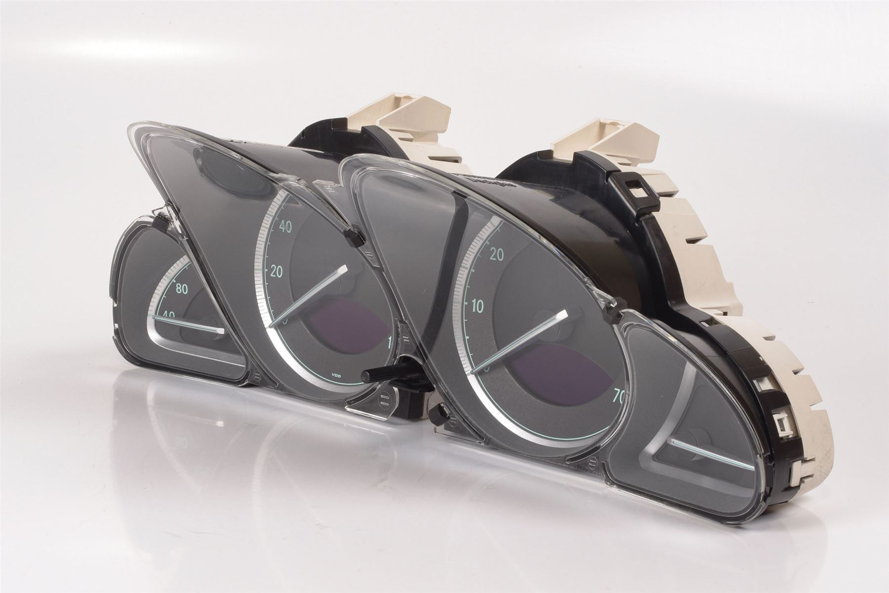 Mercedes 2305404611 Instrument Cluster | R230 SL