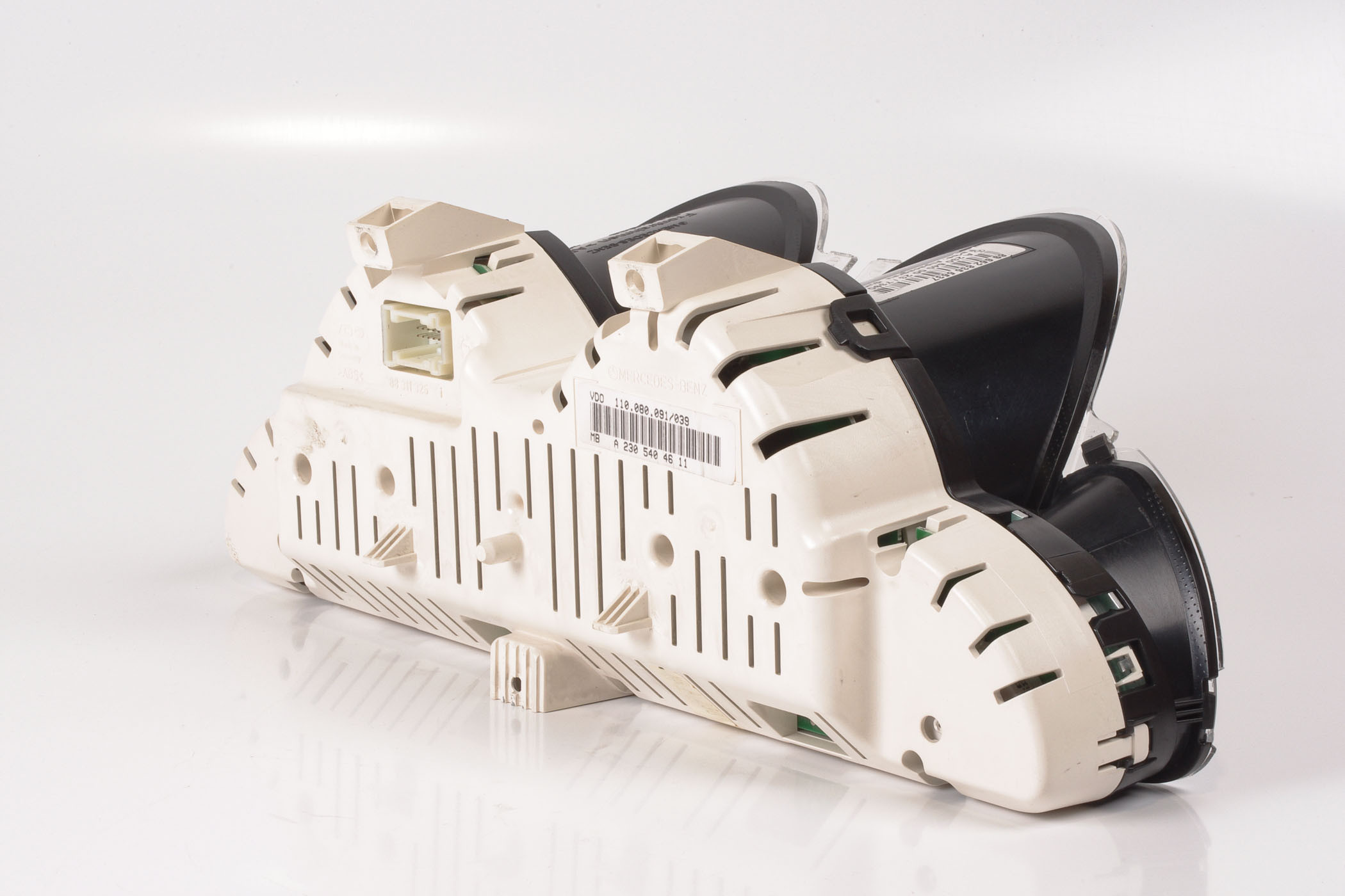 Mercedes 2305404611 Instrument Cluster | R230 SL