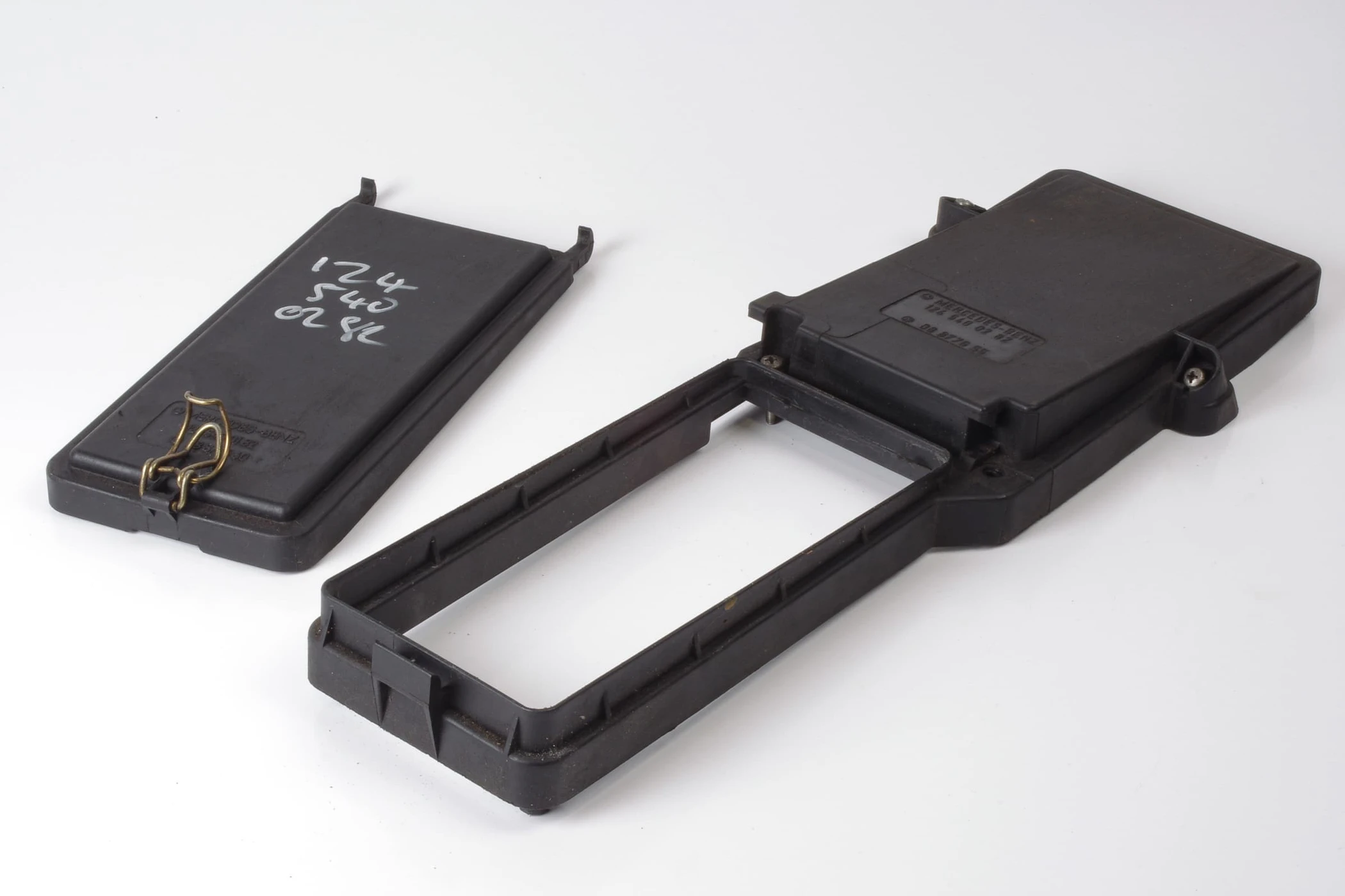 Mercedes 1245400282 Fuse Box Cover (b) | S124 W124 V124 C124 A124 E R129 SL