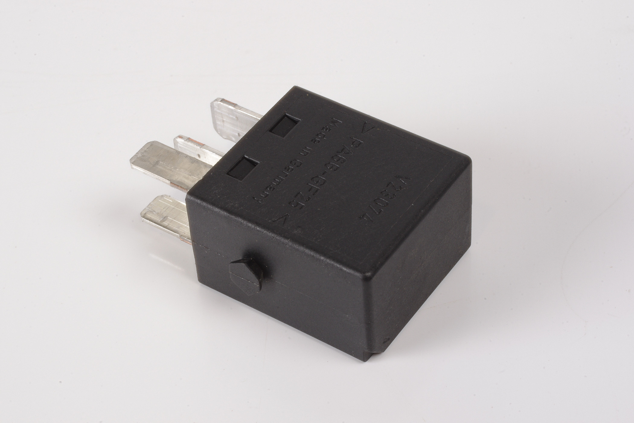 Mercedes 0025421119 OVP Relay | R129 R230 SL W163 W164 M W168 A R171 R172 SLK...