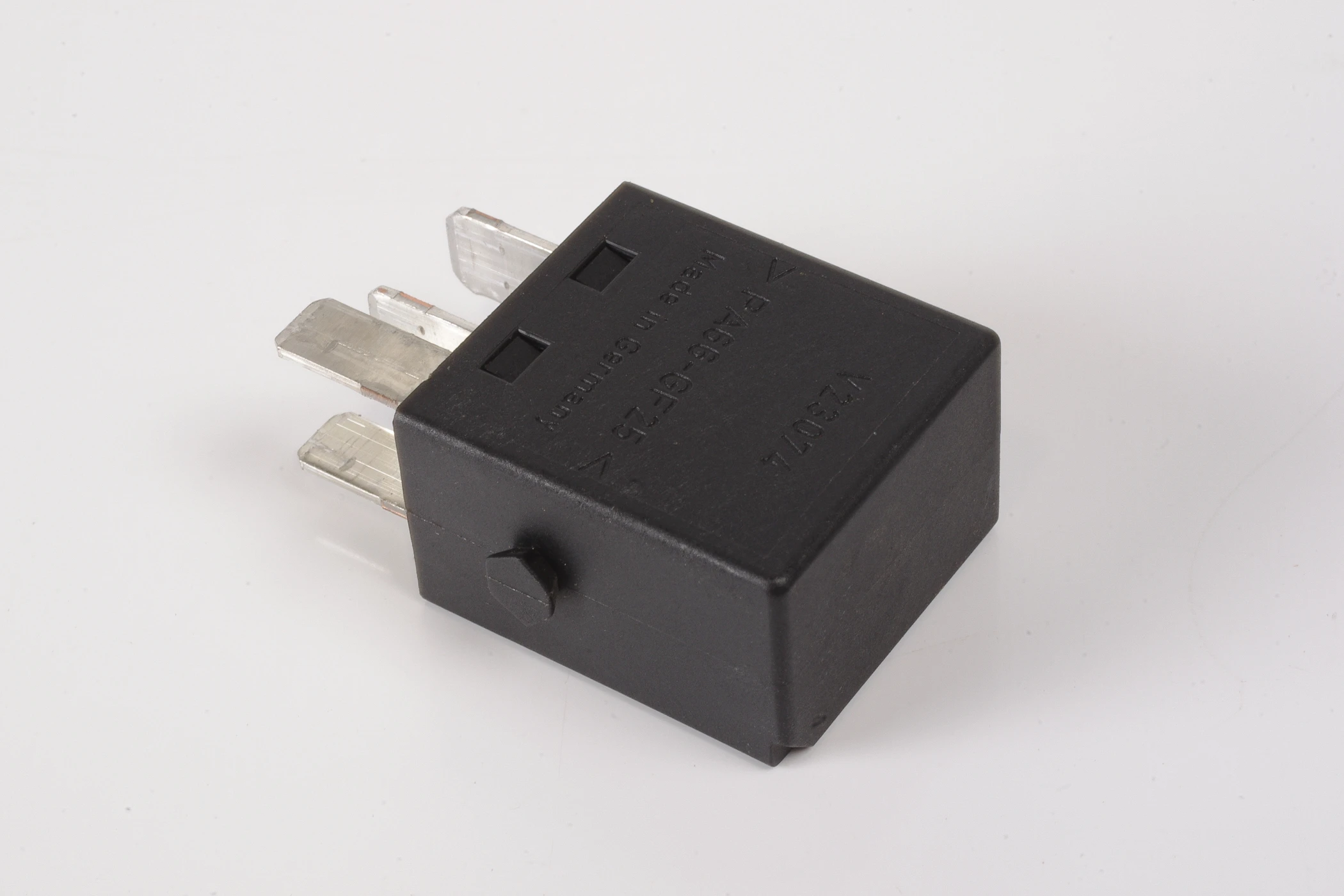 Mercedes 0025421119 OVP Relay | R129 R230 SL W163 W164 M W168 A R171 R172 SLK...