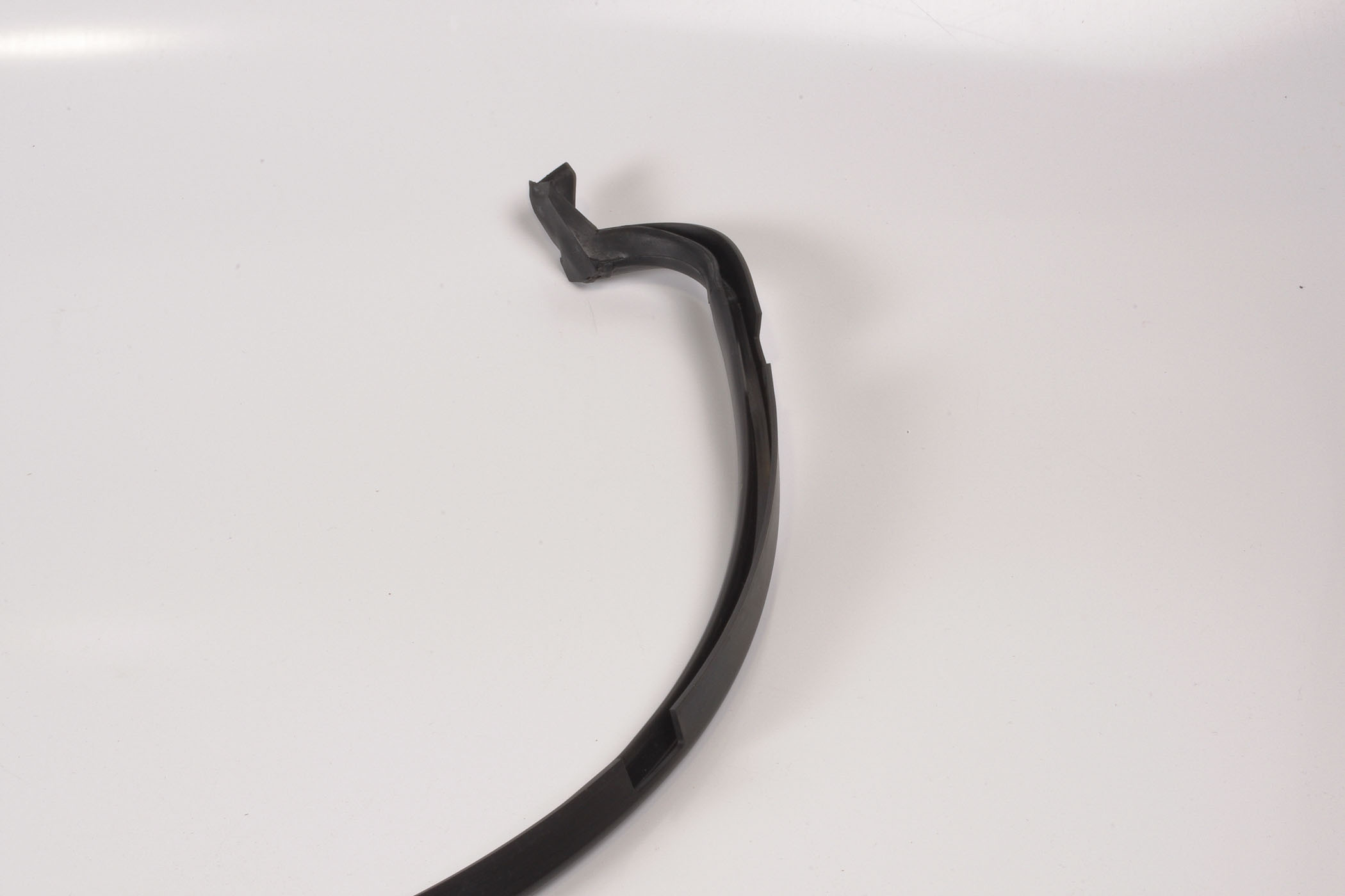 Mercedes 1297900298 Hardtop Seal - Front | R129 SL