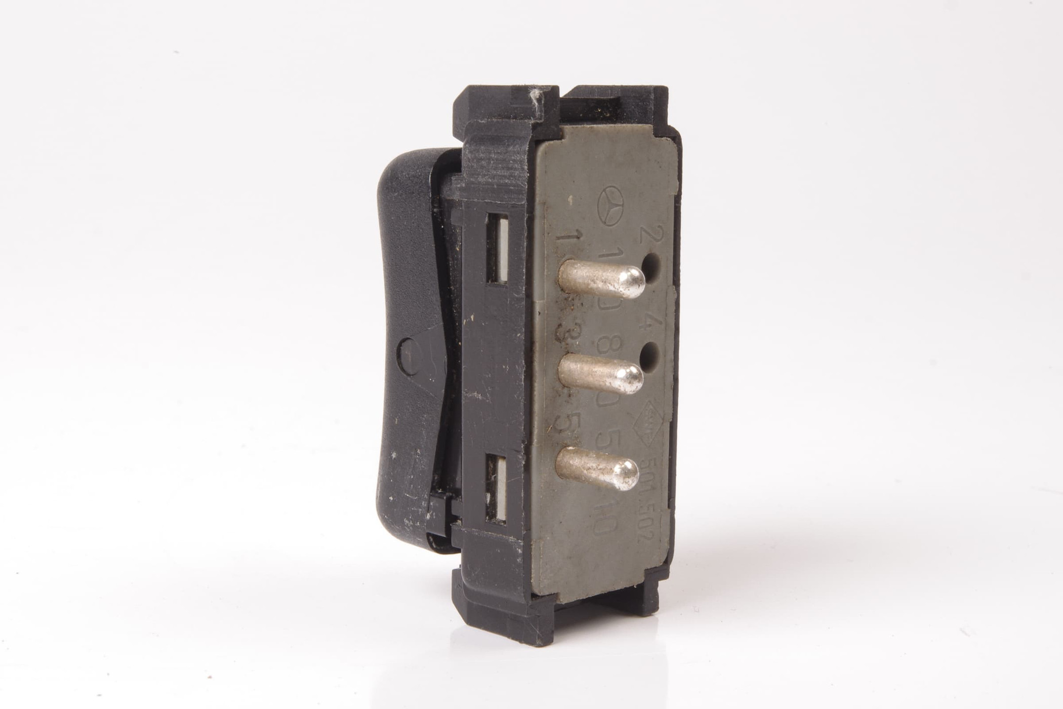 Mercedes 1408205210 Headrest Switch | W140 V140 S W202 C