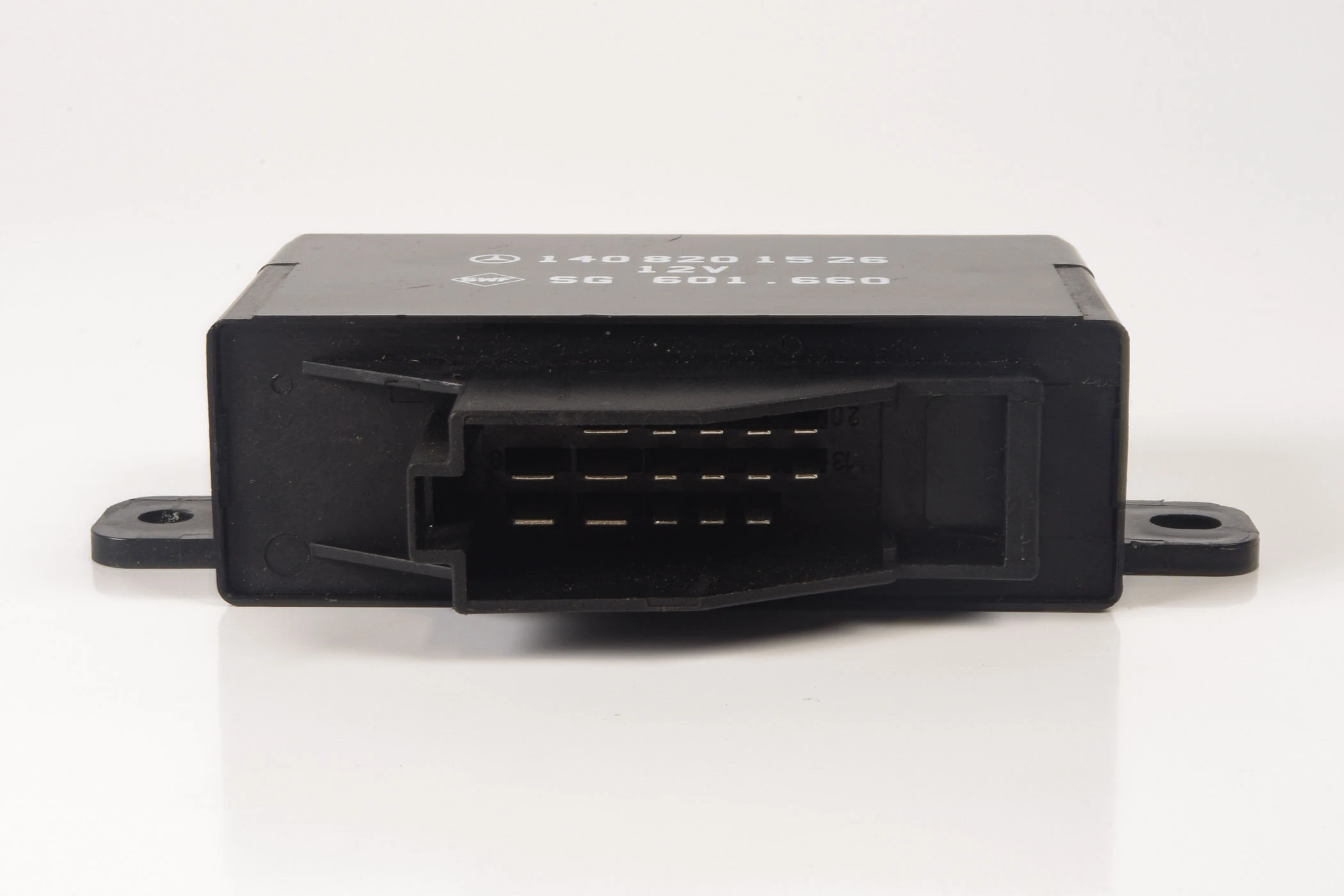 Mercedes 1408201526 Seat Heating Control Unit | W140 V140 C140 S