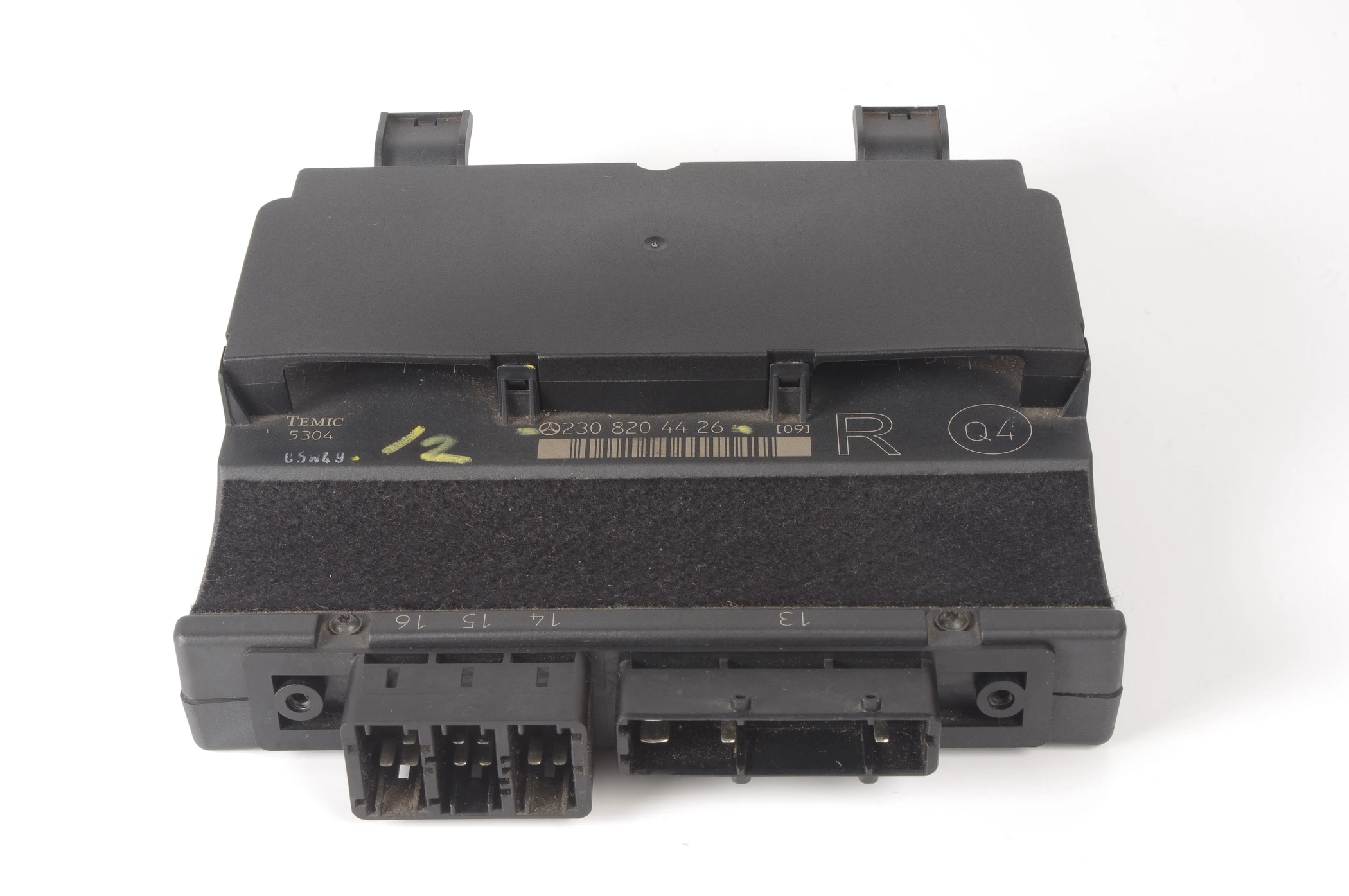 Mercedes 2308204426 Seat Control Unit - Right | R230 SL