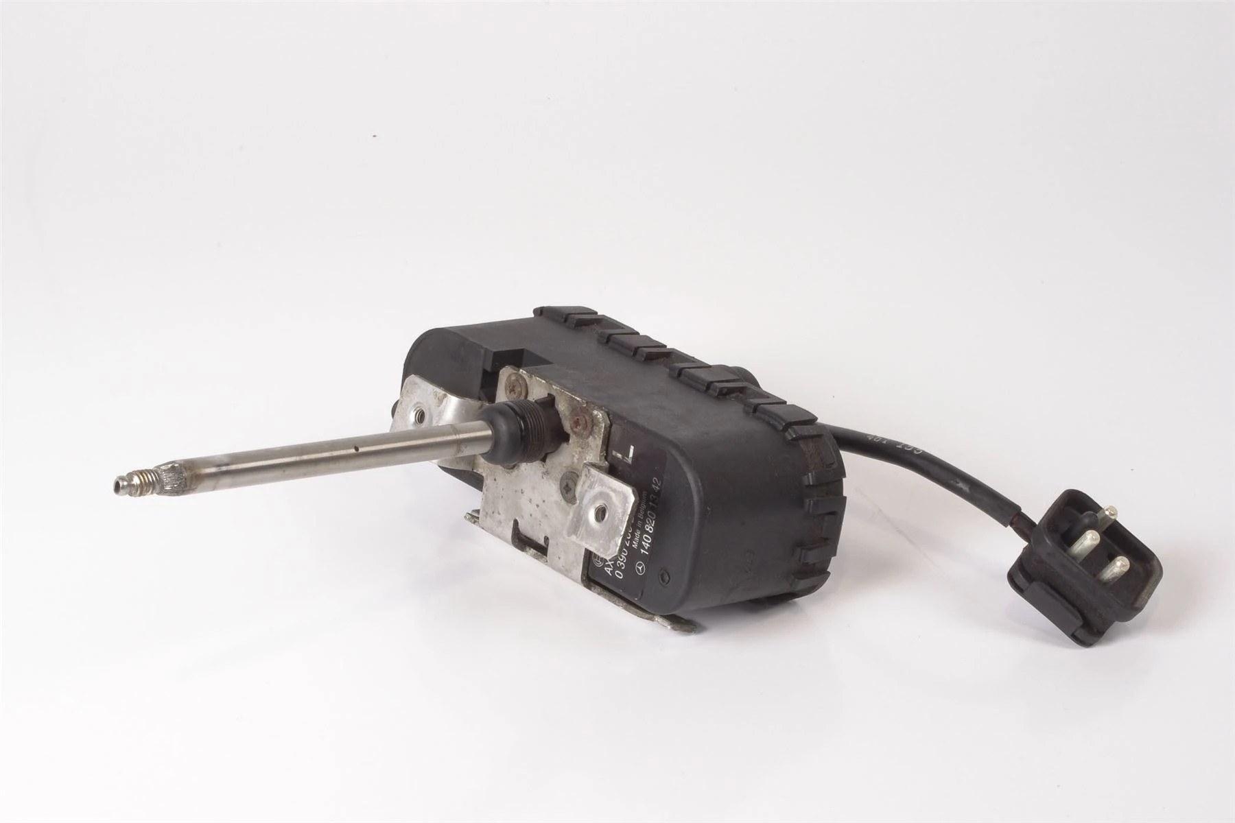 Mercedes 1408201342 Headlight Wiper Motor - Front Left | W140 V140 C140 S