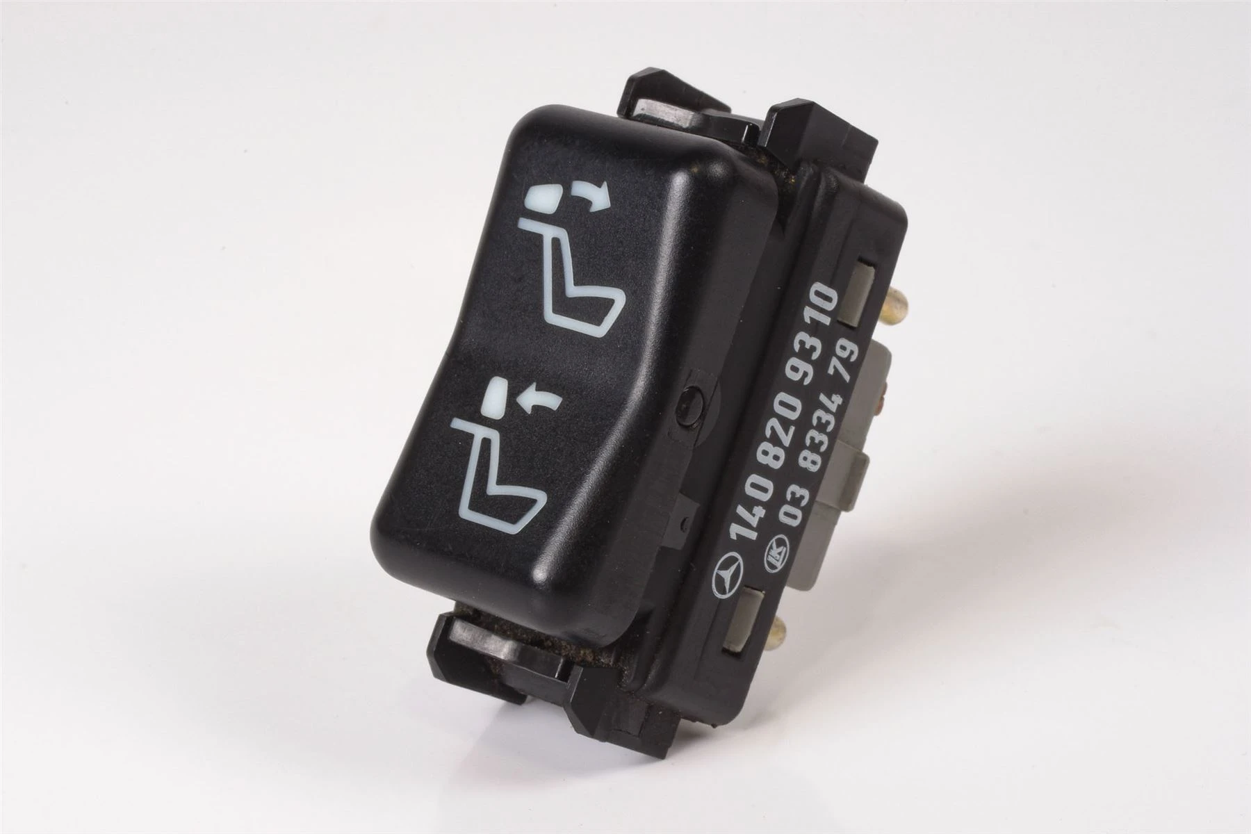 Mercedes 1408209310 Headrest Switch | C140 S