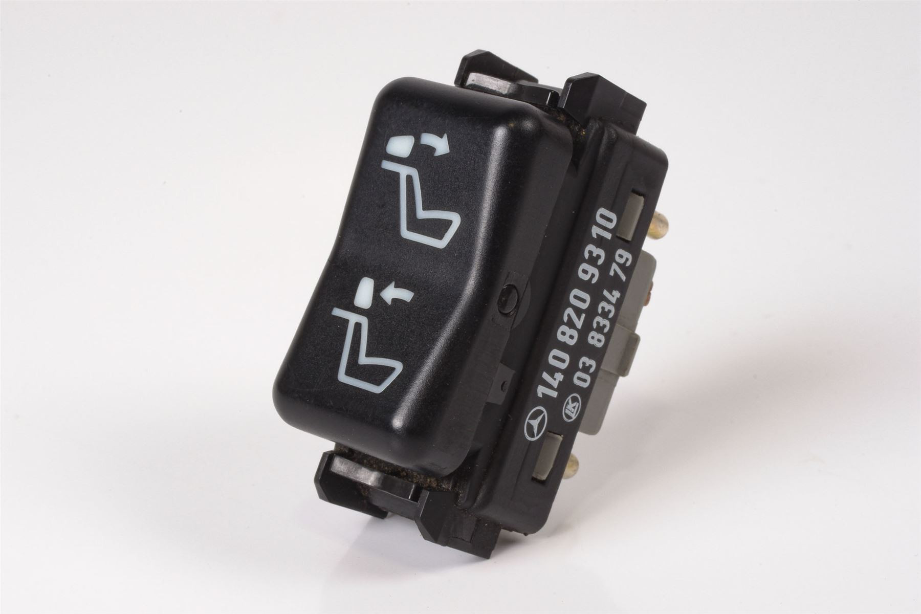 Mercedes 1408209310 Headrest Switch | C140 S