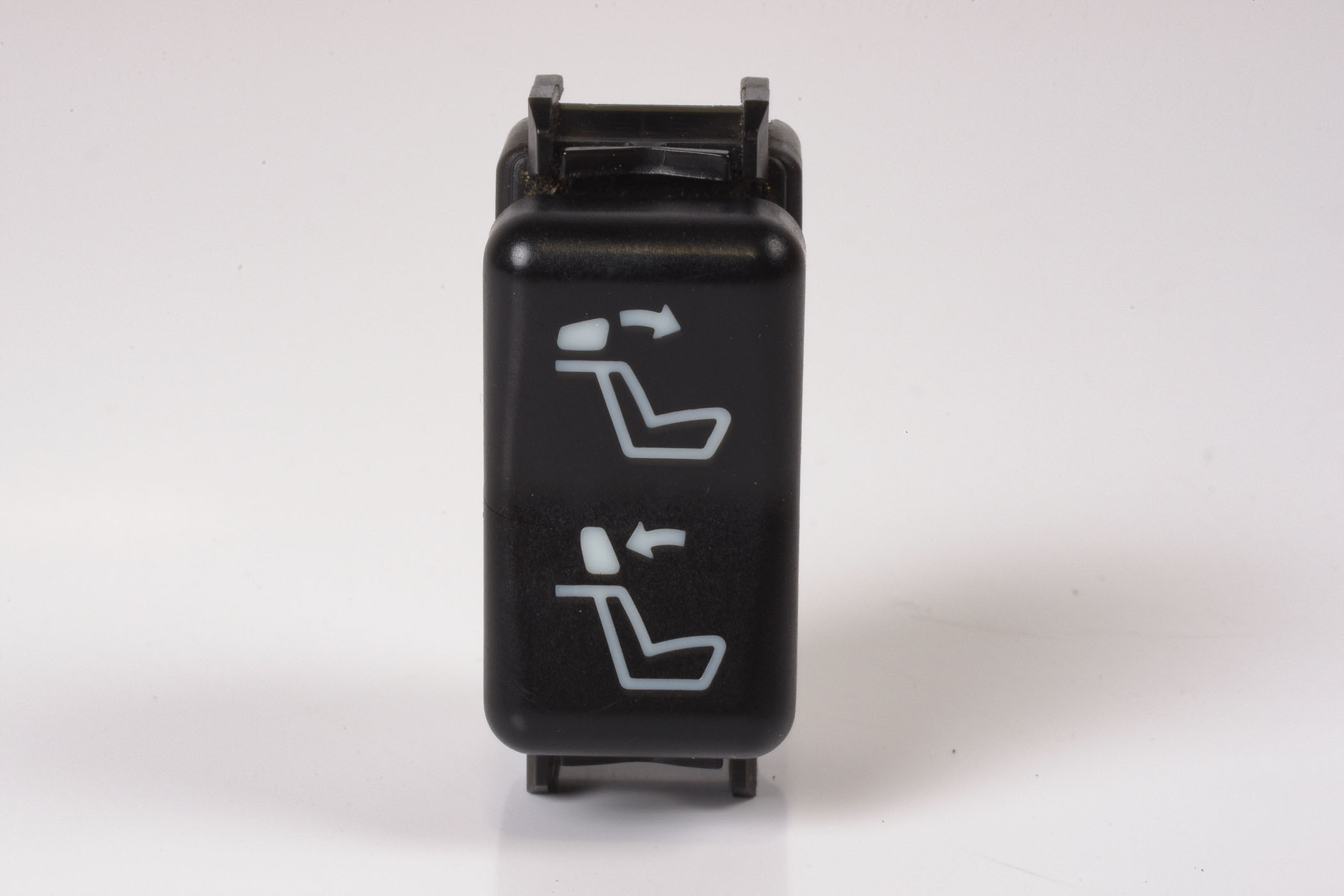 Mercedes 1408209310 Headrest Switch | C140 S