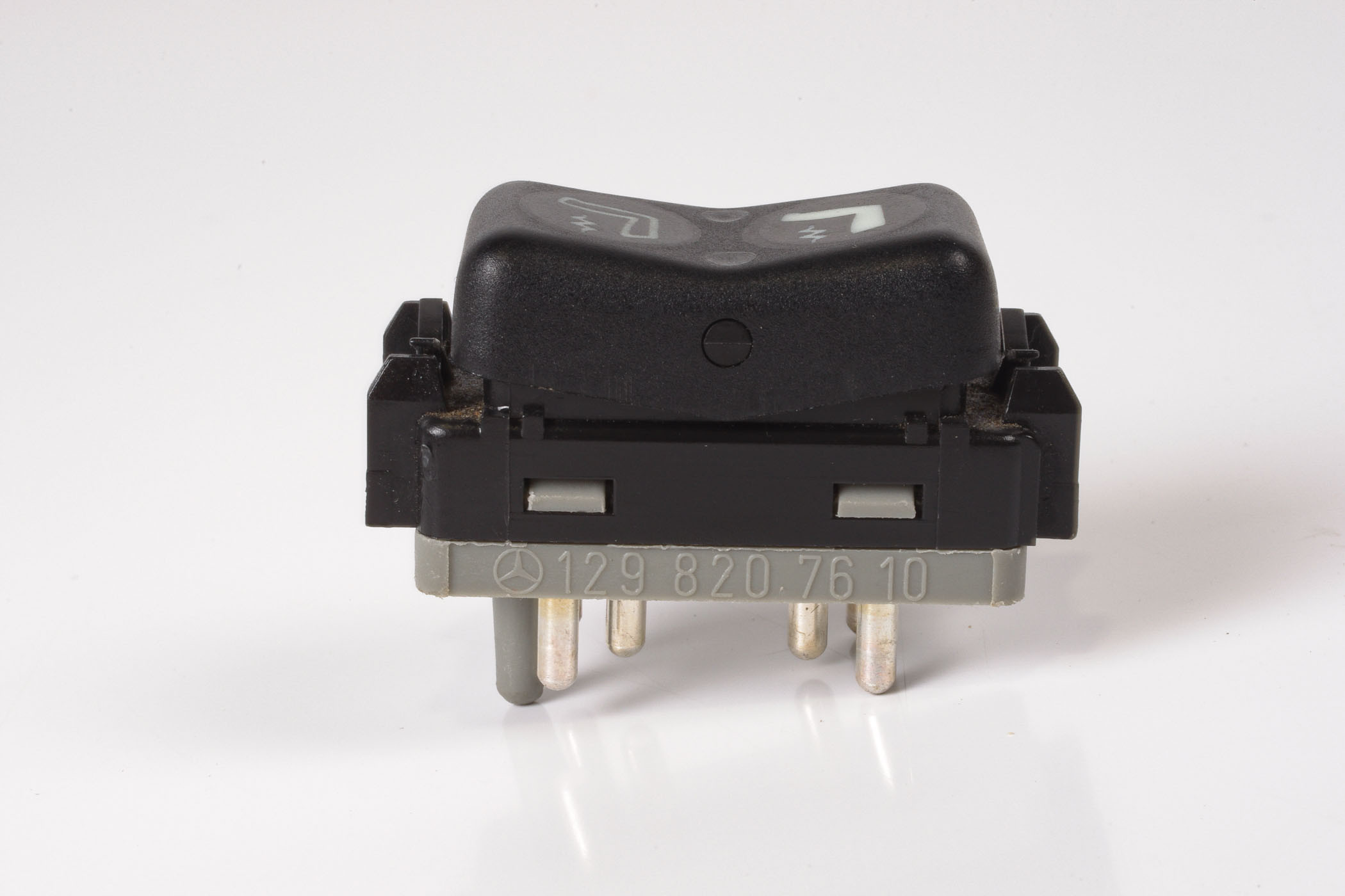 Mercedes 1298207610 Seat Heater Switch | W124 E W126 S R129 SL W201 C W463 G...