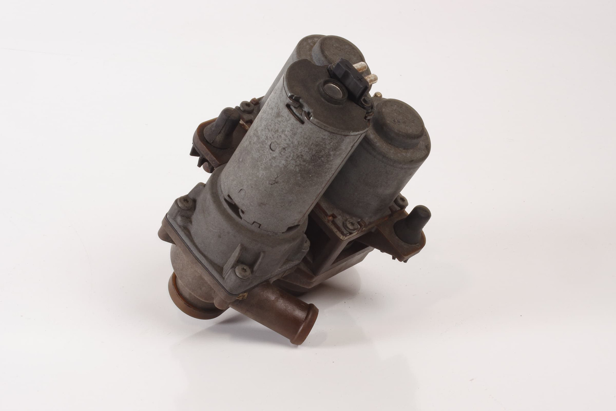 Mercedes 0018301484 Heater Valve | W140 V140 C140 S