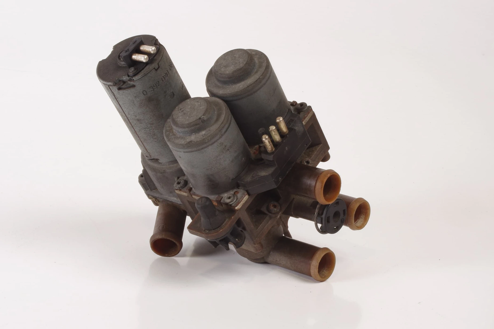 Mercedes 0018301484 Heater Valve | W140 V140 C140 S