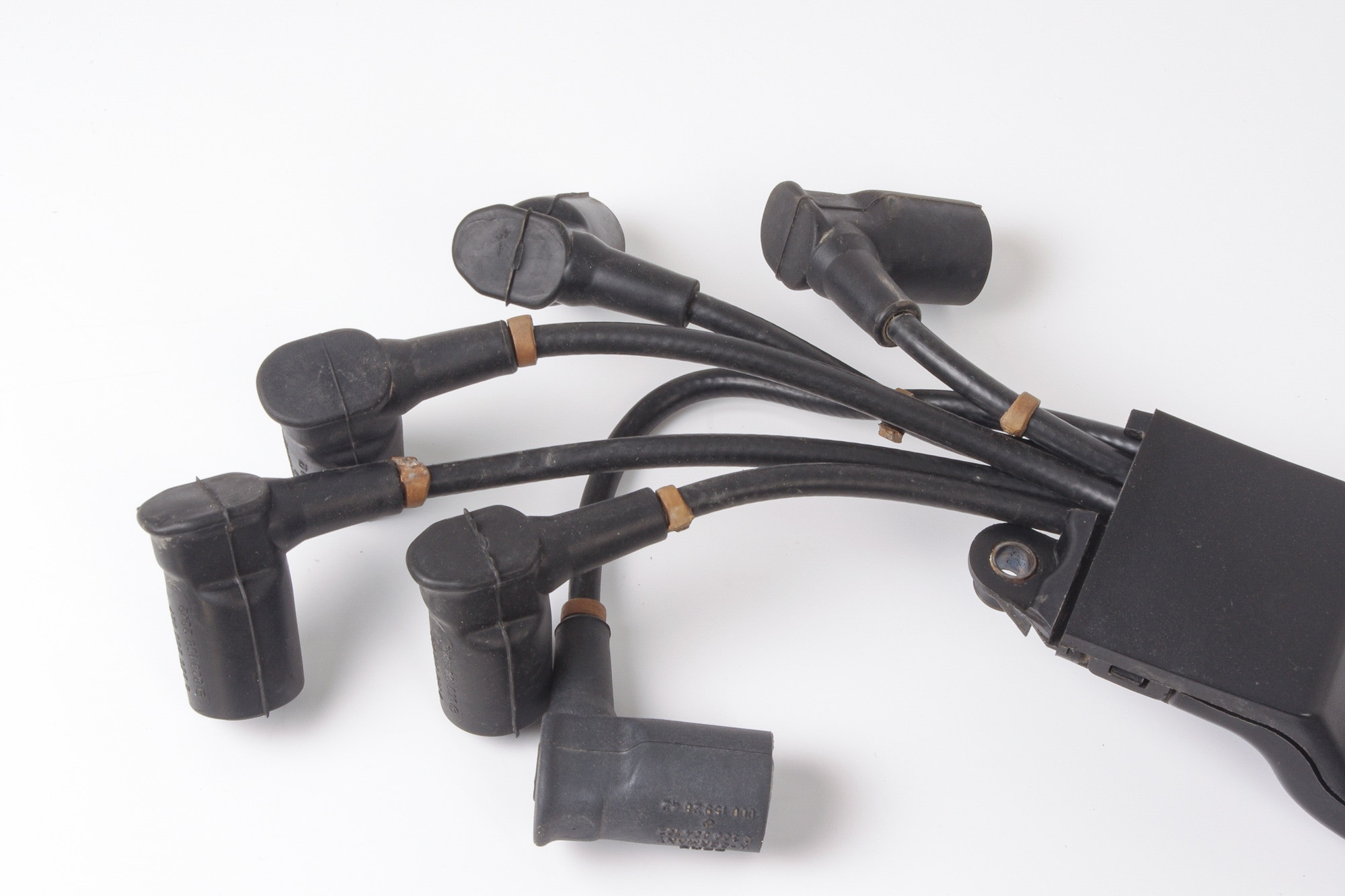 Mercedes 0001566610 Ignition Lead x6 - Right (a) | R129 SL W140 V140 C140 S