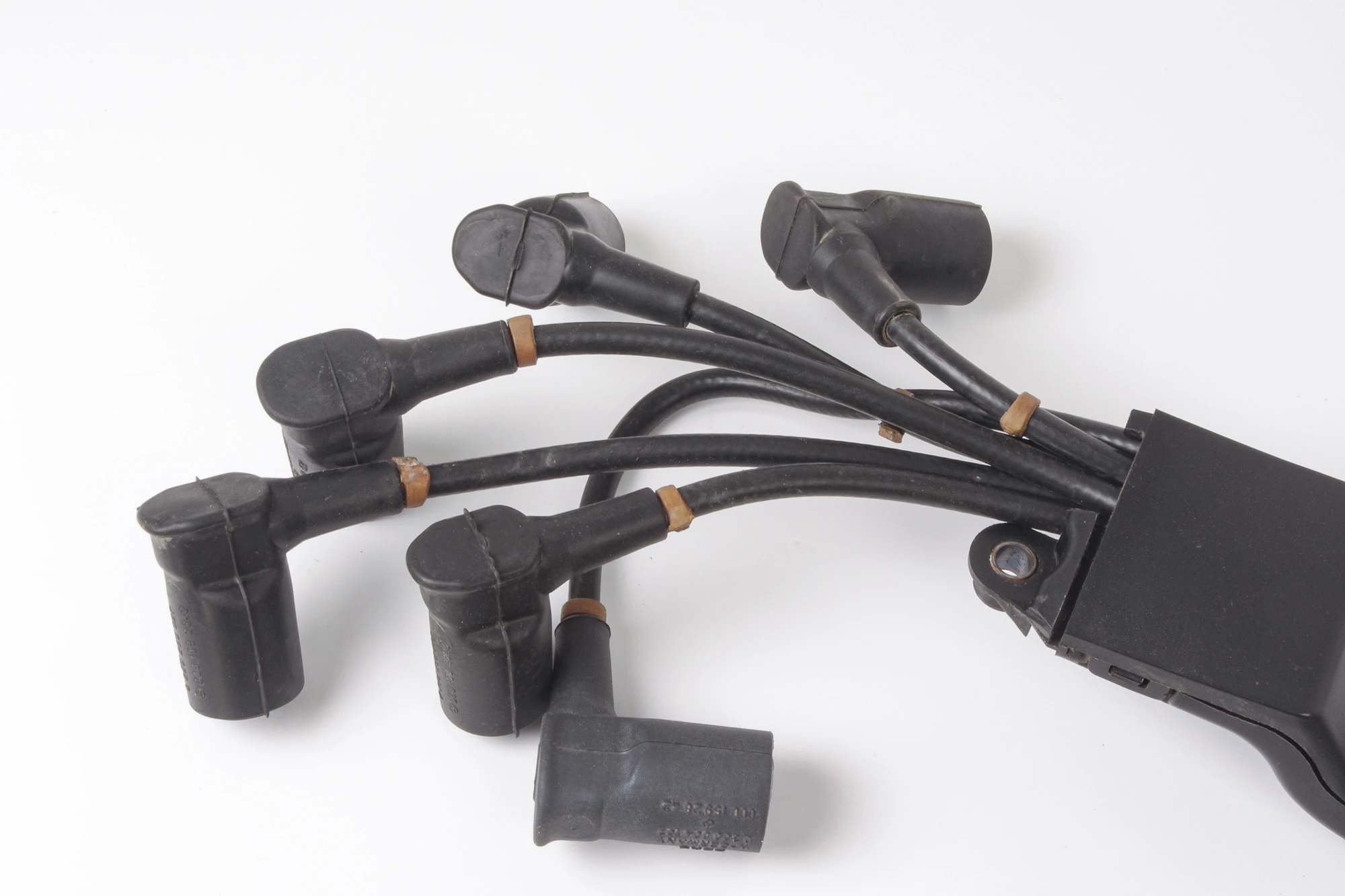 Mercedes 0001566610 Ignition Lead x6 - Right (a) | R129 SL W140 V140 C140 S