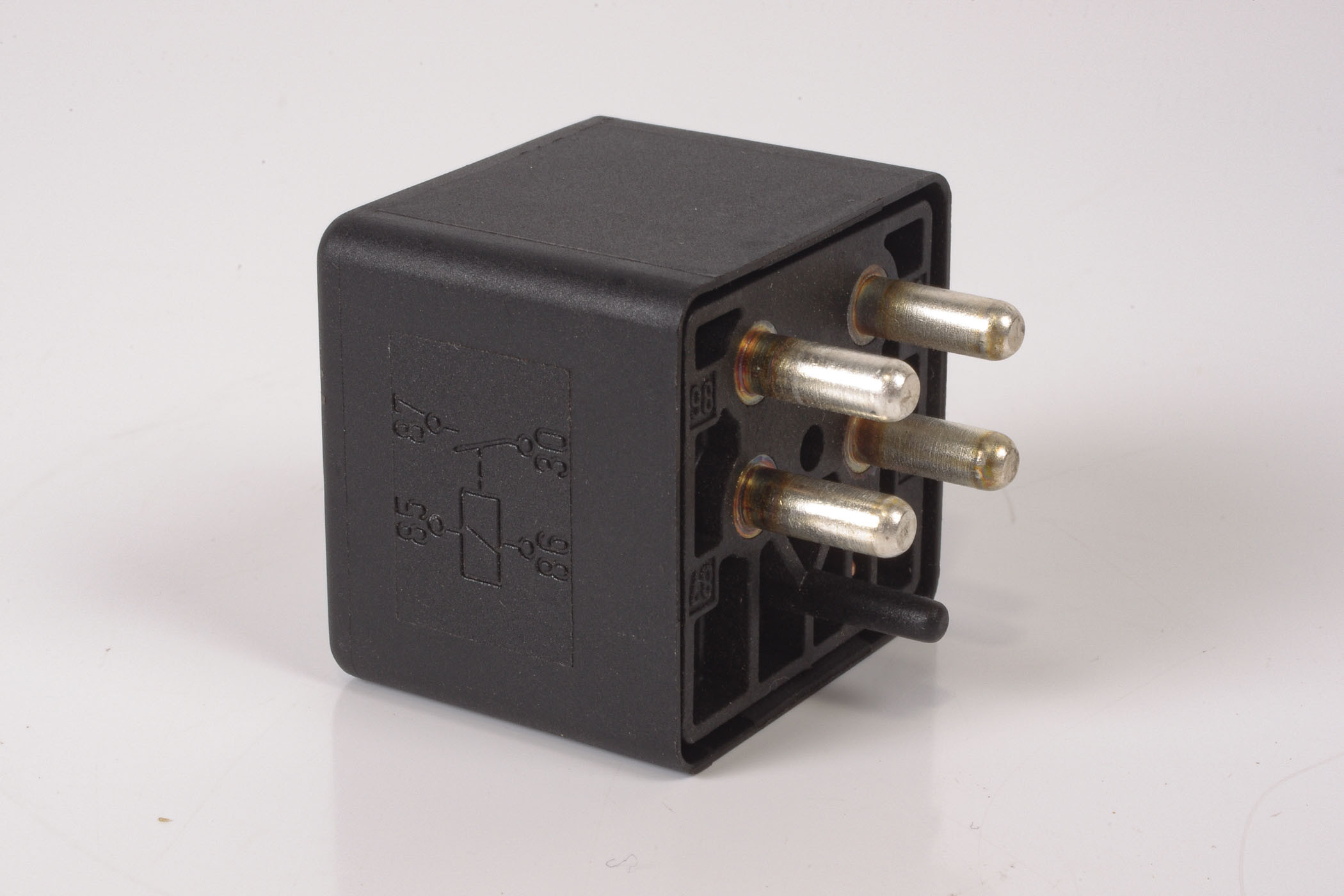 Mercedes 0015426519 Engine Relay | C107 R107 R129 SL W116 W126 W140 S W123...