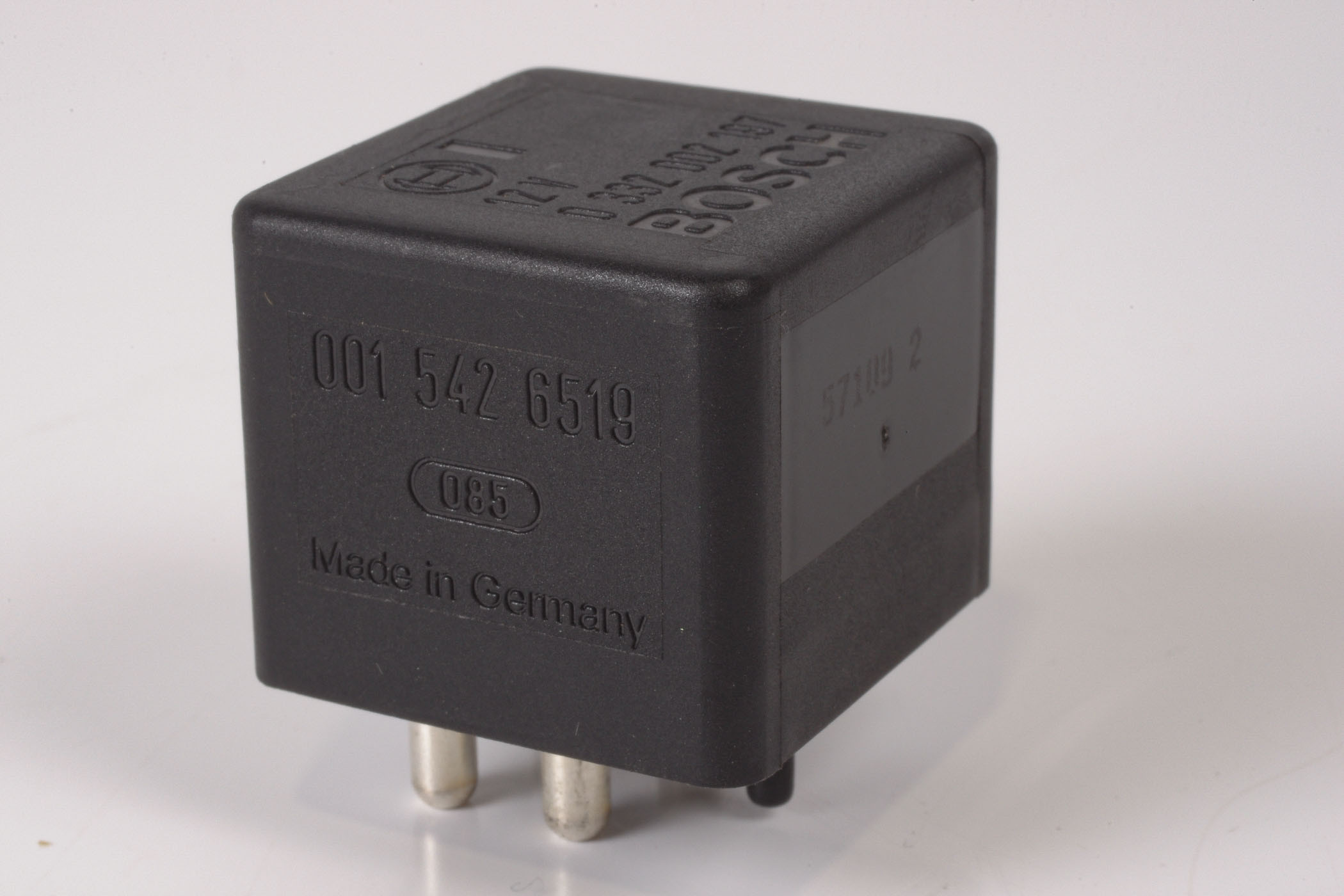 Mercedes 0015426519 Engine Relay | C107 R107 R129 SL W116 W126 W140 S W123...