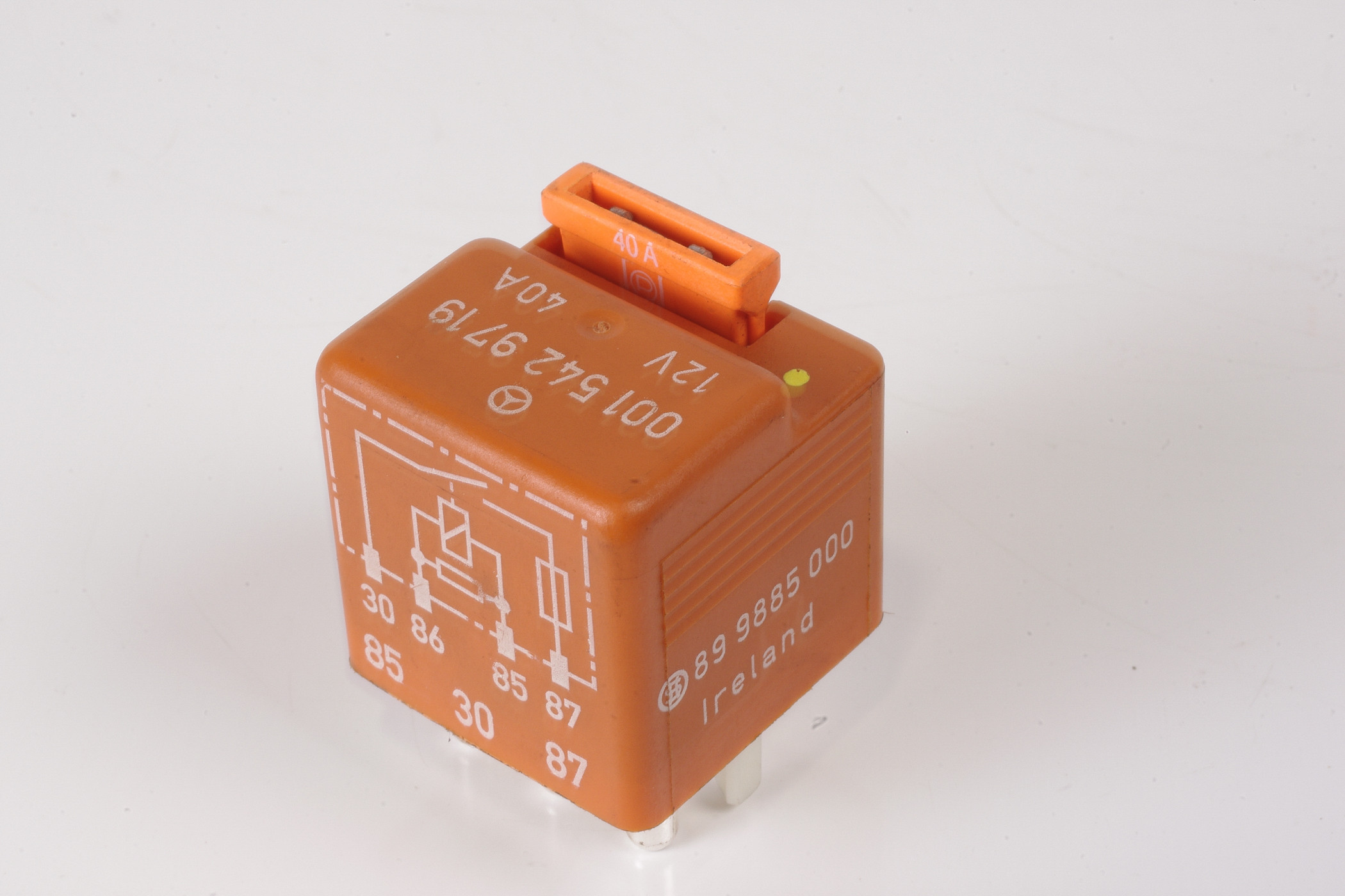 Mercedes 0015429719 Window Demist Relay - Rear | W124 E W126 S R129 SL W201 C