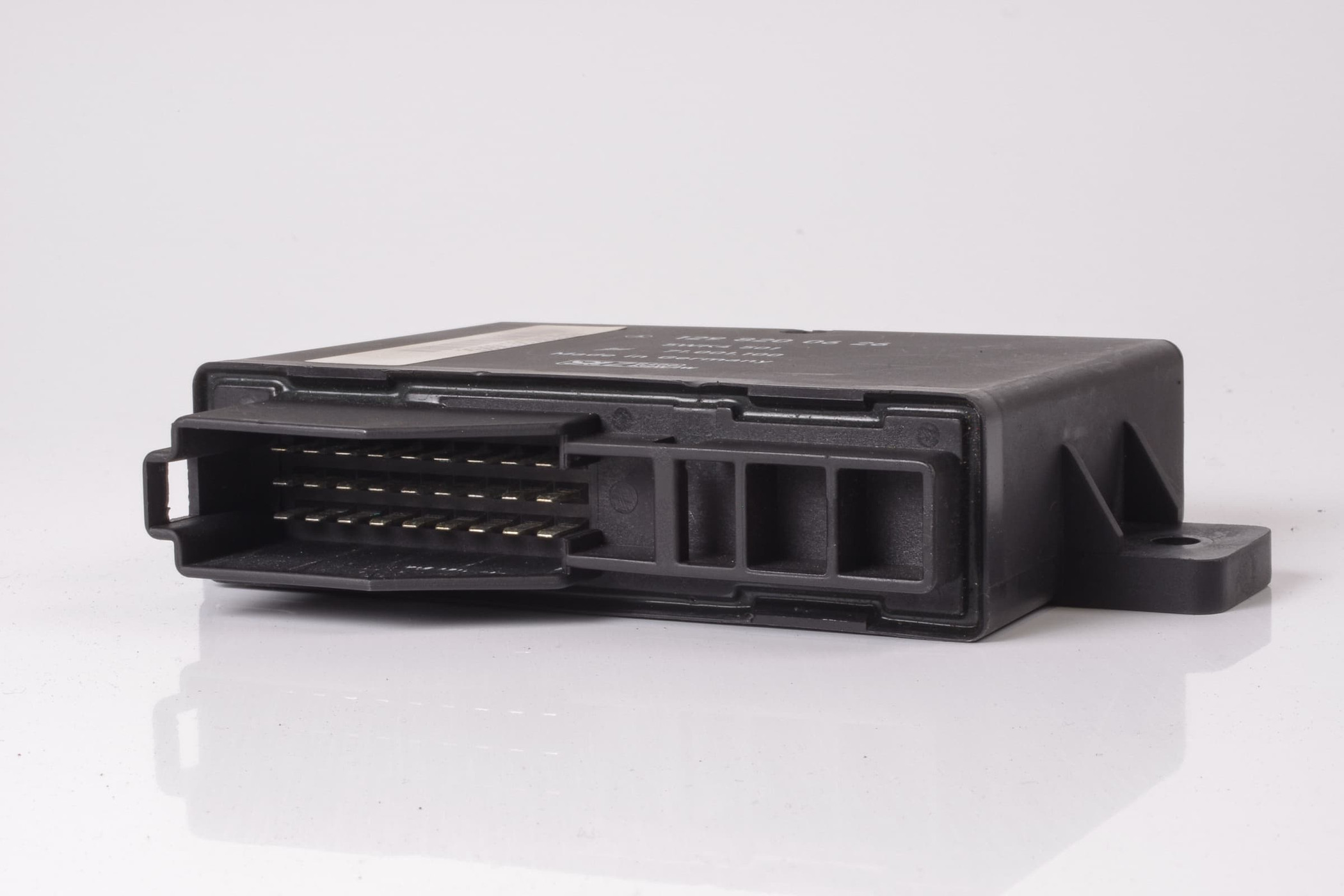 Mercedes 1298200626 Central Locking Control Unit | W124 E R129 SL R170 SLK...