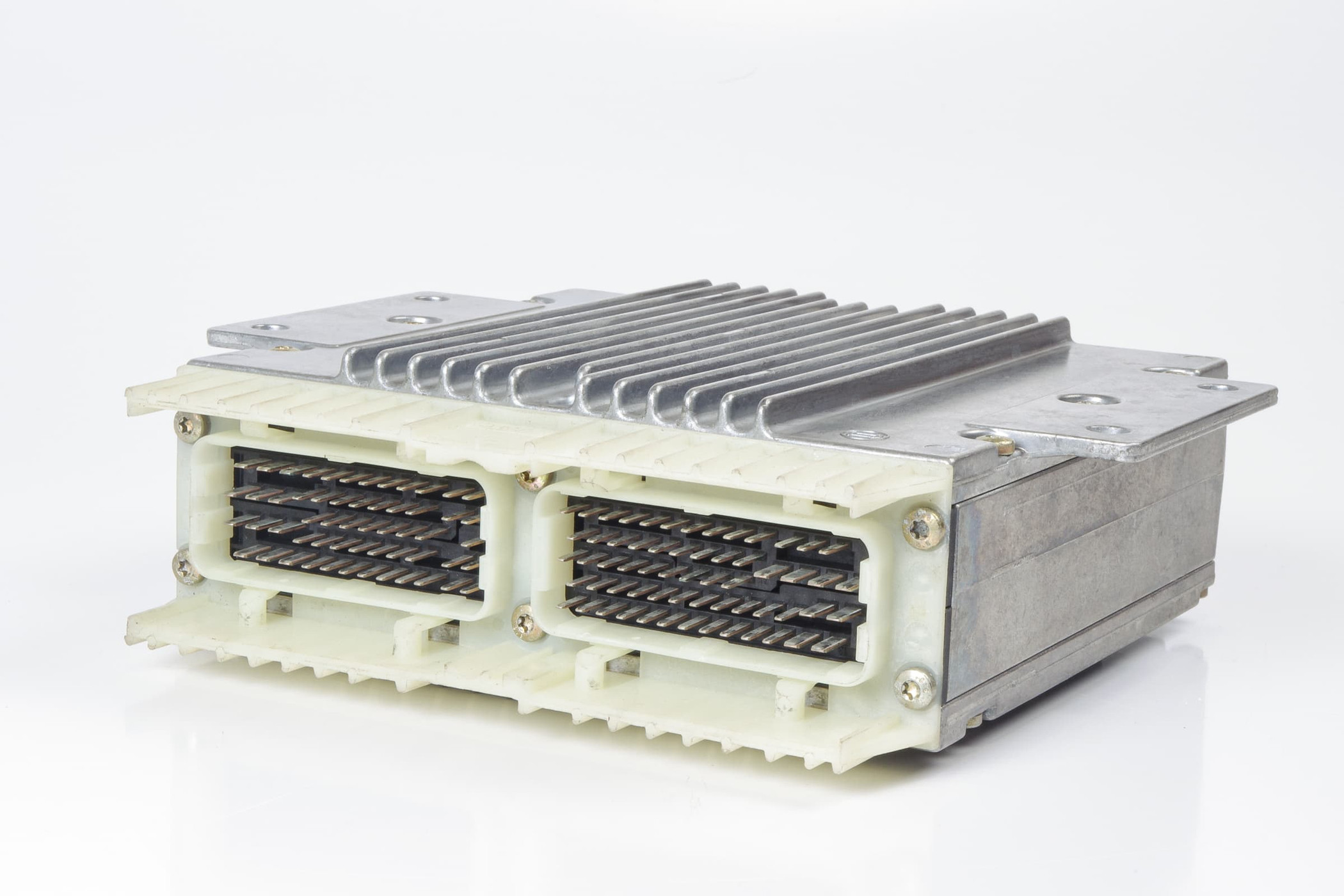 Mercedes 0205454932 Engine Control Unit | W140 V140 C140 S W210 E