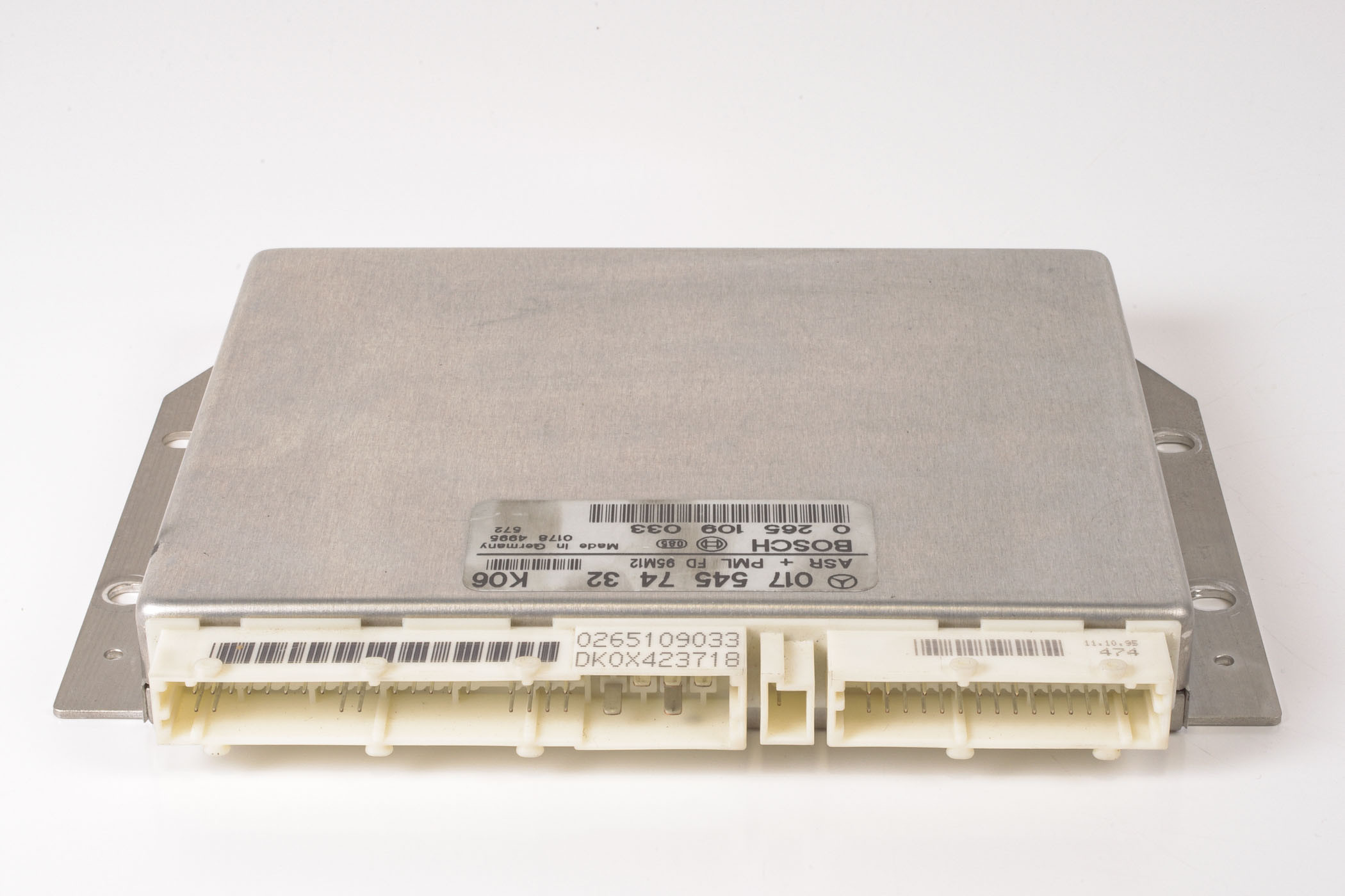 Mercedes 0175457432 ASR Control Unit | W140 V140 C140 S