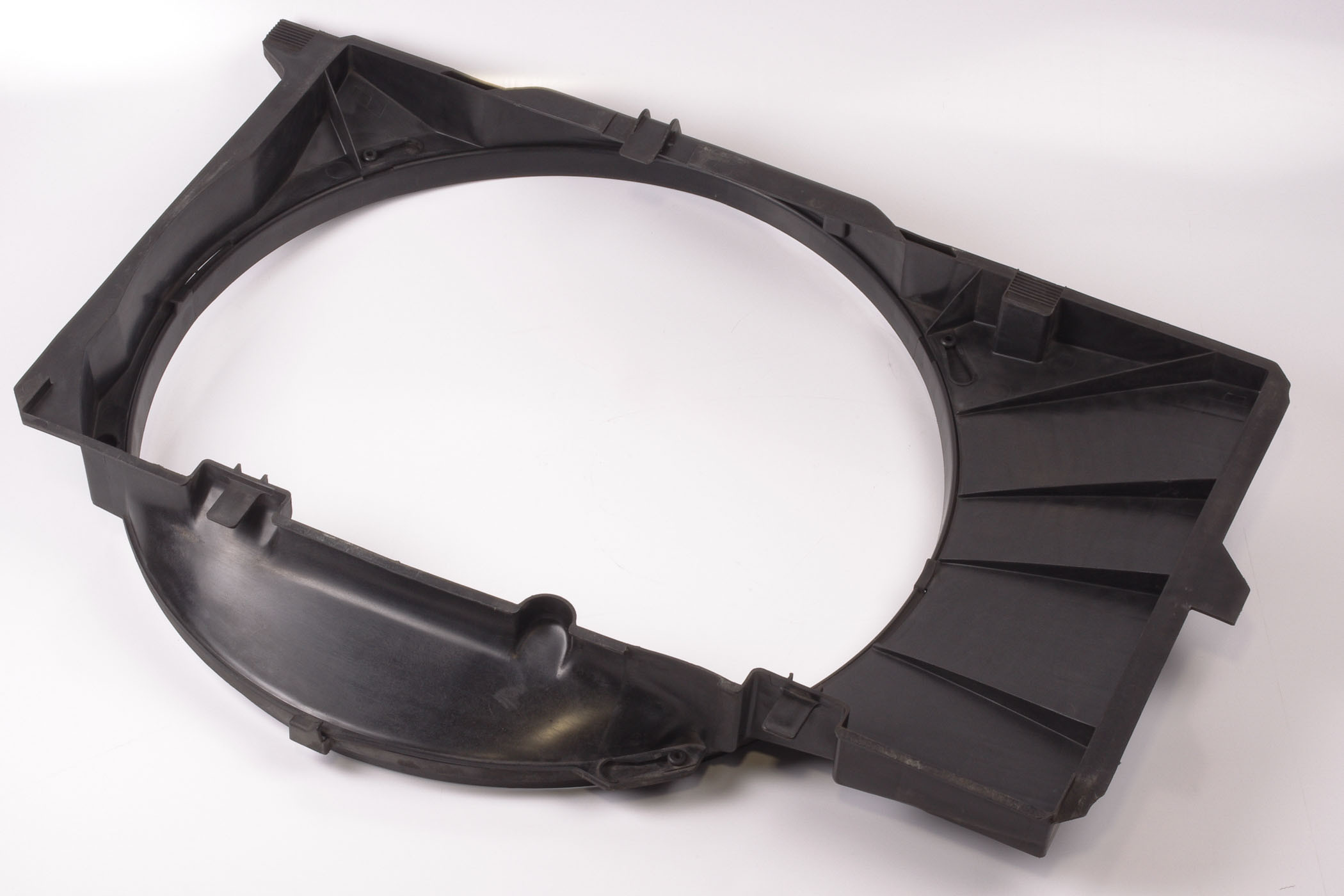 Mercedes 1295000055 Fan Shroud | R129 SL