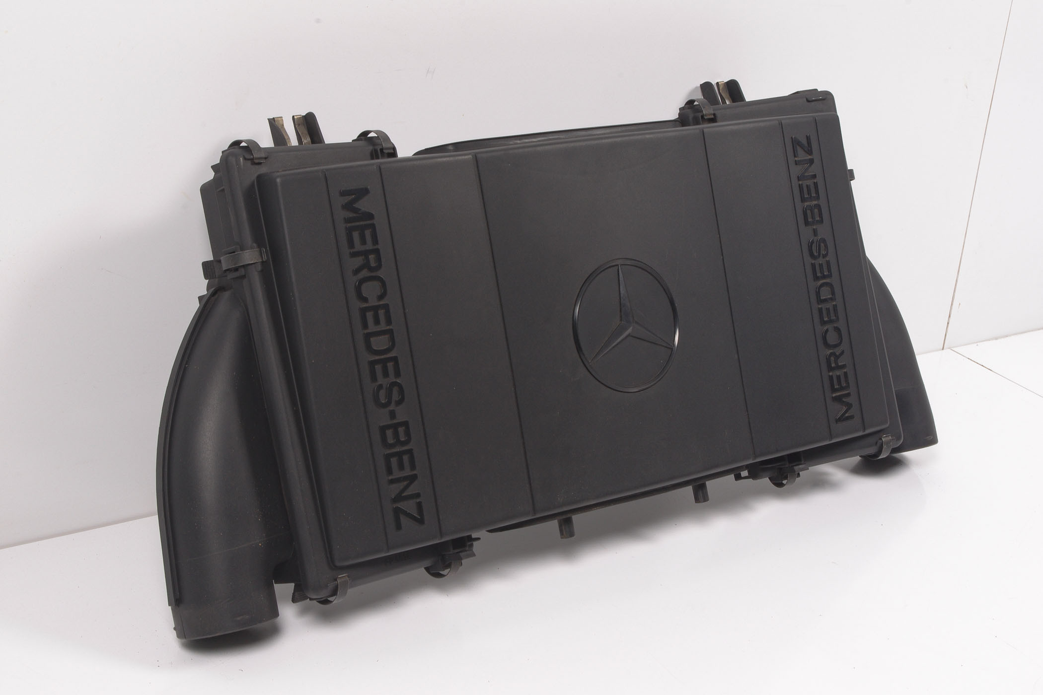 Mercedes 1190940602 Air Box (a) | W124 W210 E R129 SL W140 V140 C140 S