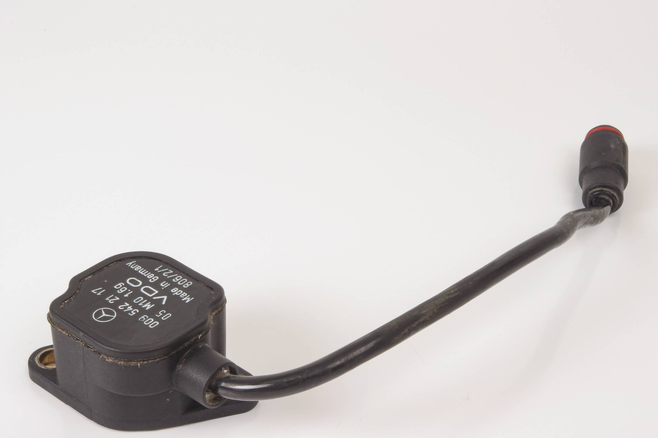 Mercedes 0095422117 ADS Acceleration Sensor - Front Left | R129 SL W140 S