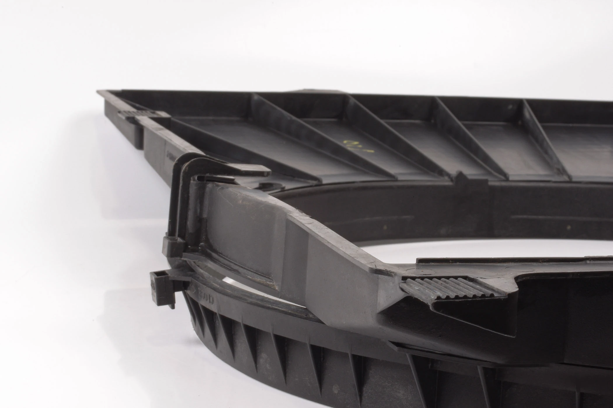 Mercedes 1295000155 Fan Shroud | R129 SL