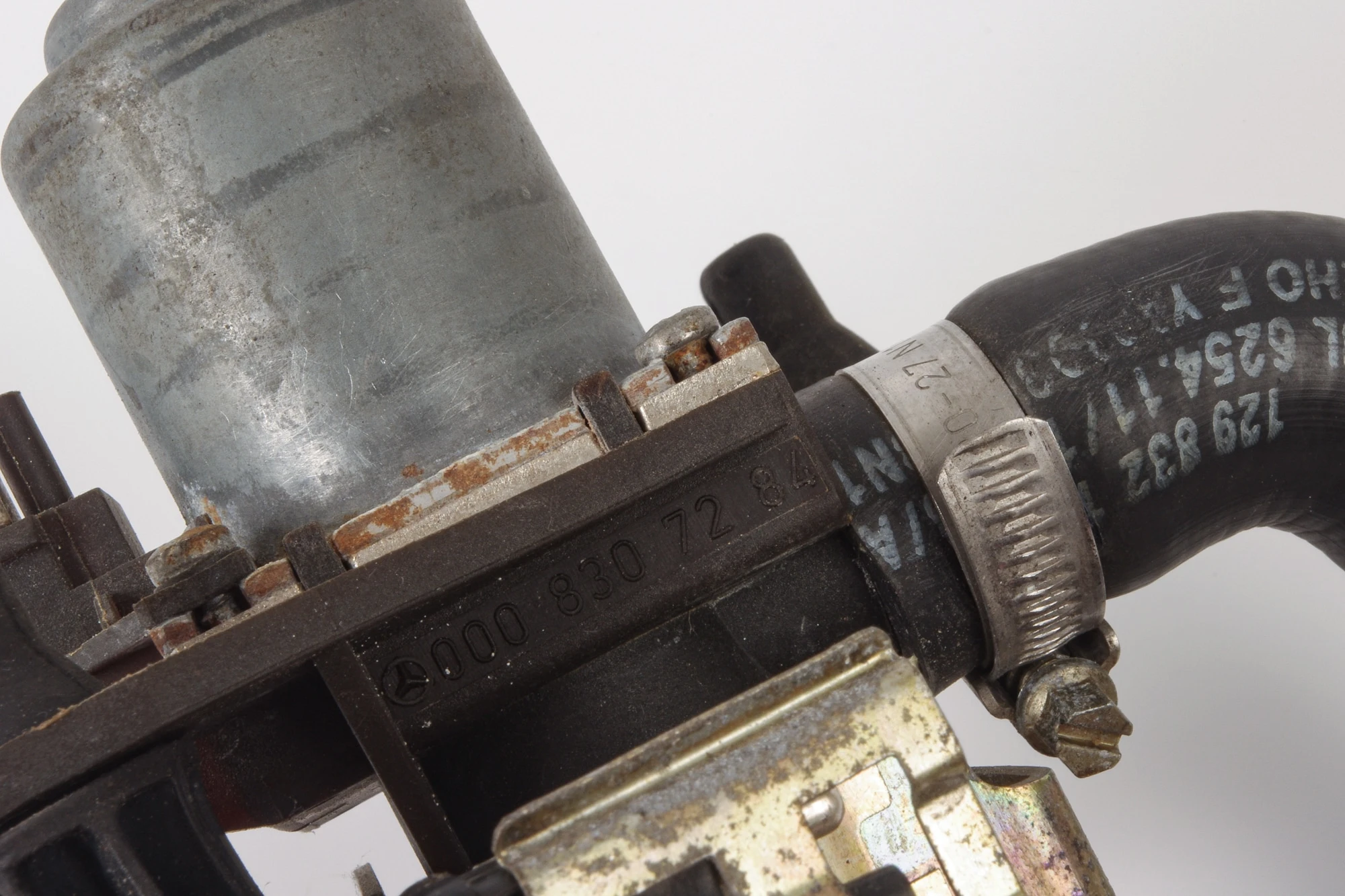 Mercedes 0008307284 Heater Mono Valve | S124 W124 V124 C124 E R129 SL