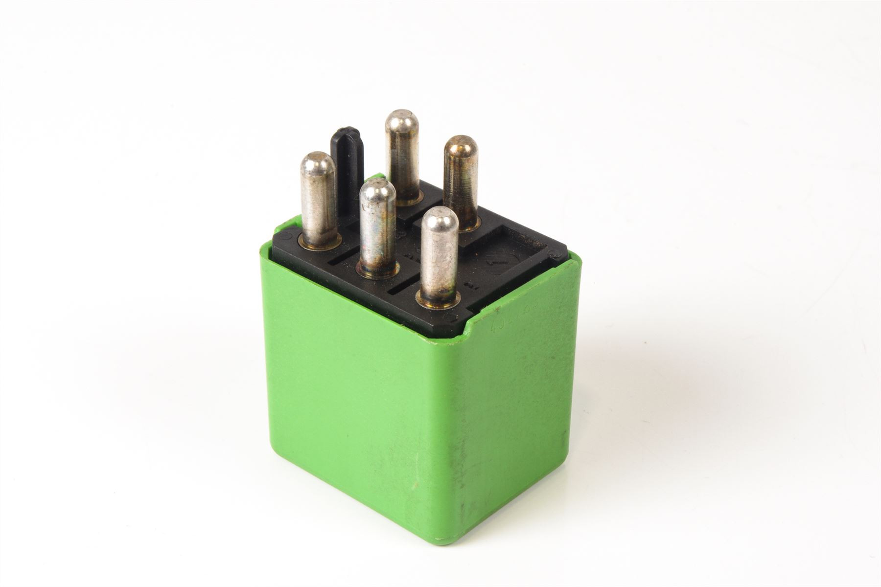 Mercedes 1268202026 Headlight Washer Relay | W124 E W126 W140 S R129 SL W201 C