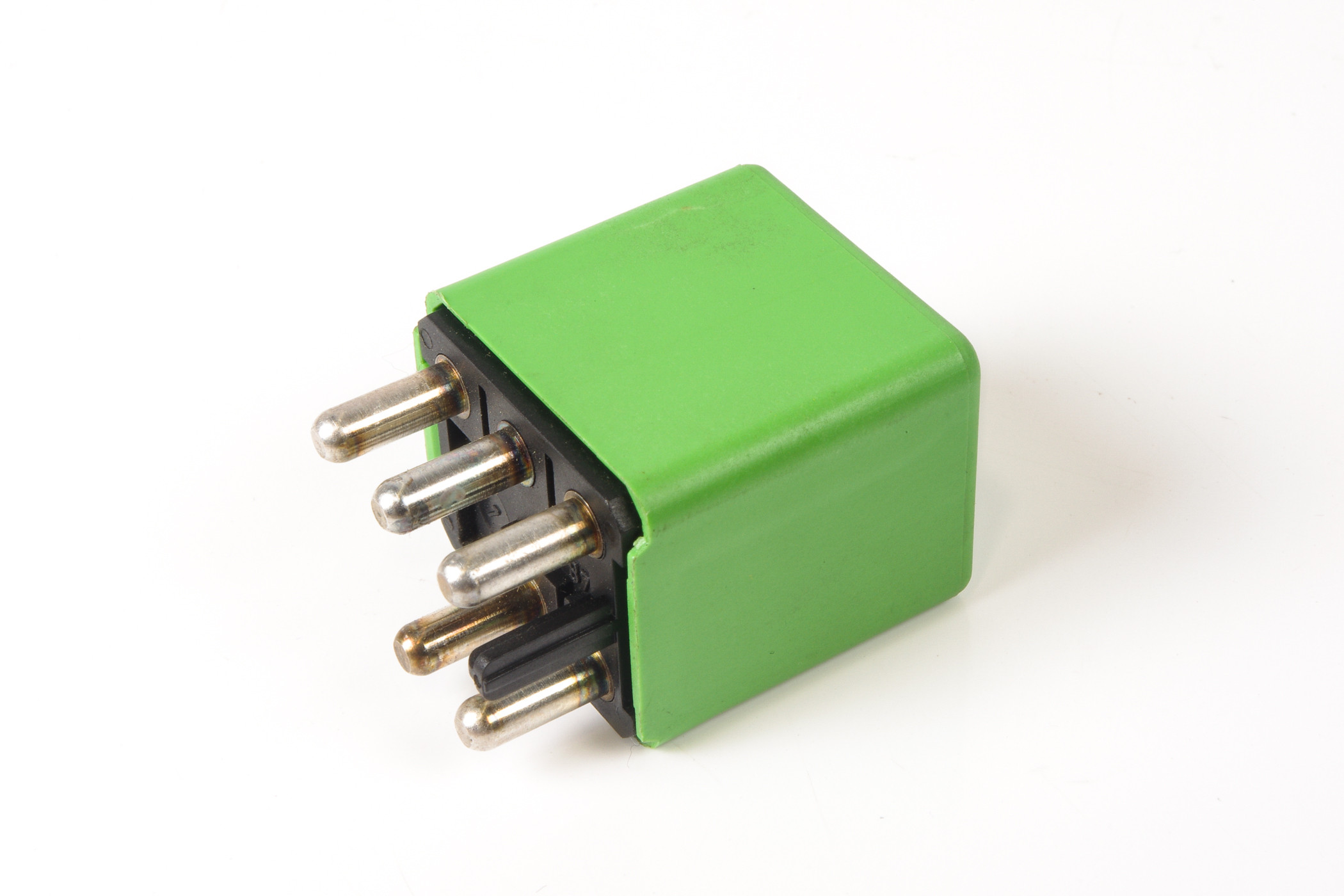 Mercedes 1268202026 Headlight Washer Relay | W124 E W126 W140 S R129 SL W201 C