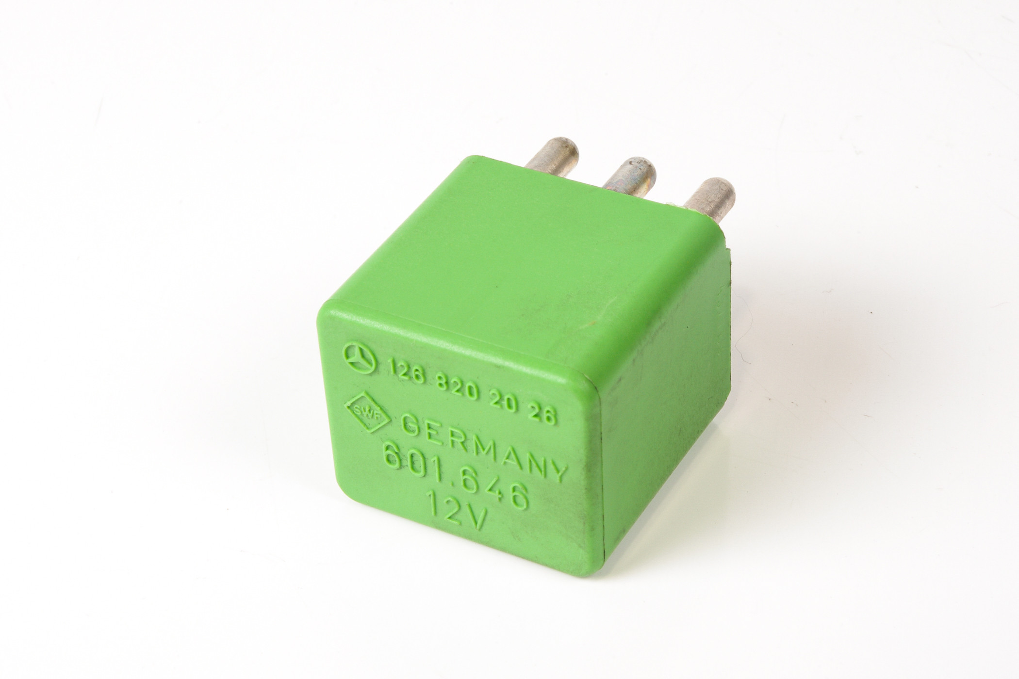 Mercedes 1268202026 Headlight Washer Relay | W124 E W126 W140 S R129 SL W201 C