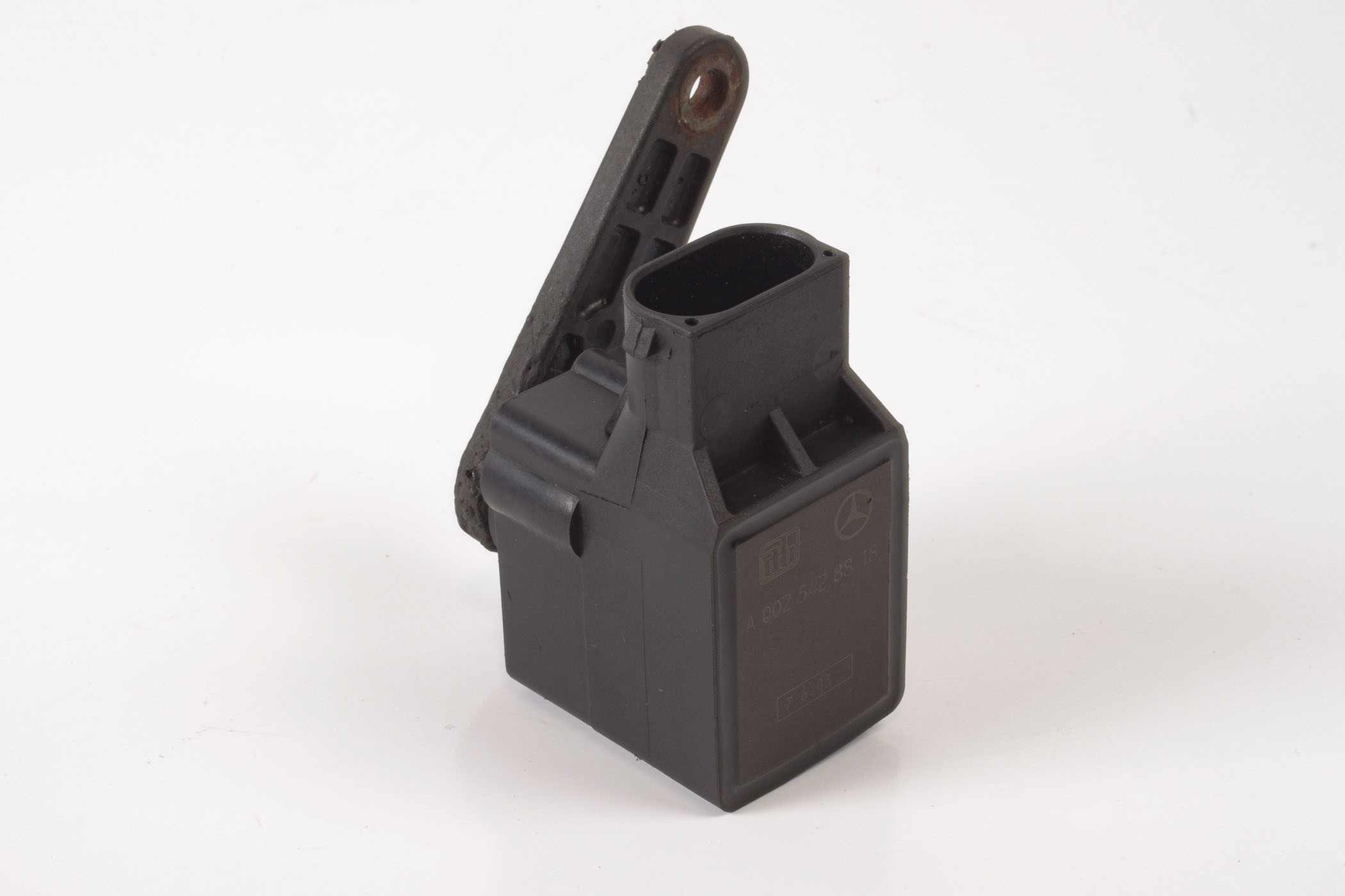 Mercedes 0025428818 Level Sensor - Front Left | R171 SLK C199 R199 SLR R230 SL