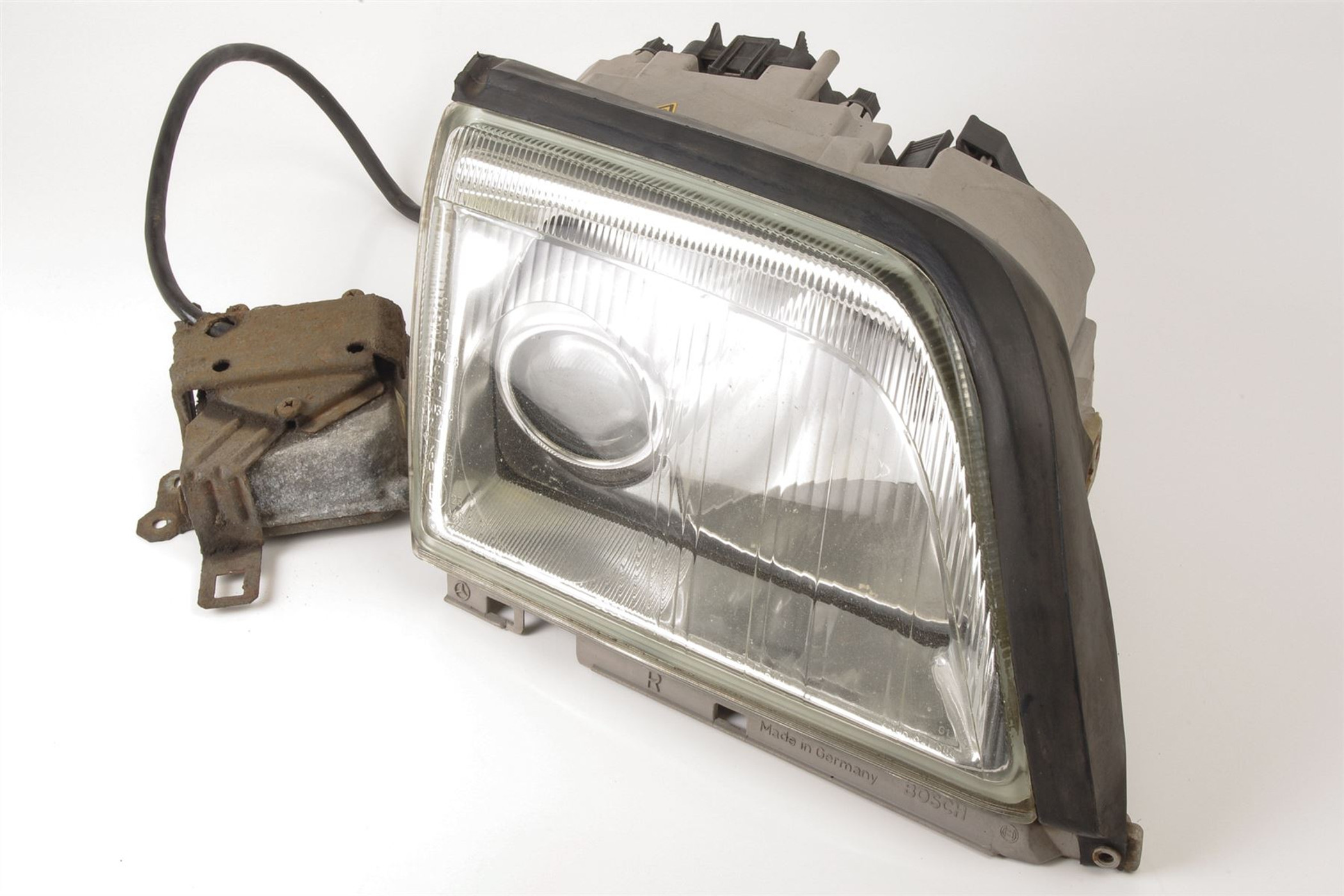 Mercedes 1298209261 Headlight - Right | R129 SL