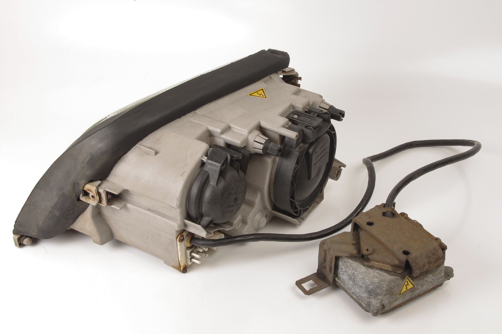 Mercedes 1298209261 Headlight - Right | R129 SL