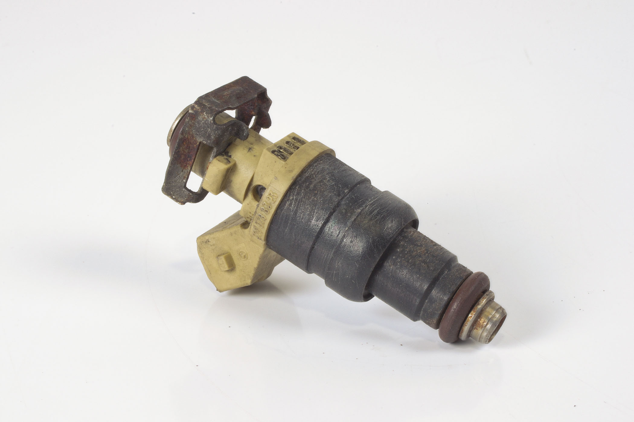 Mercedes 0000788323 Fuel Injector | W124 W210 S210 E R129 SL W140 V140 C140 S