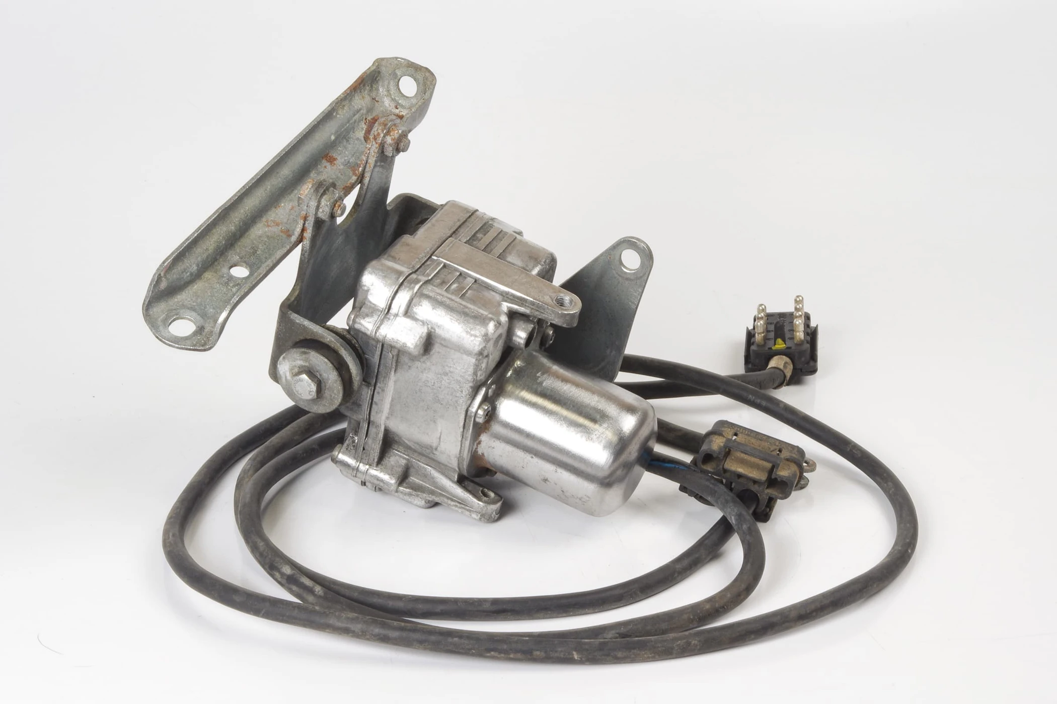 Mercedes 0005453365 Cruise Control Actuator | W123 E R129 SL W463 G W638 V