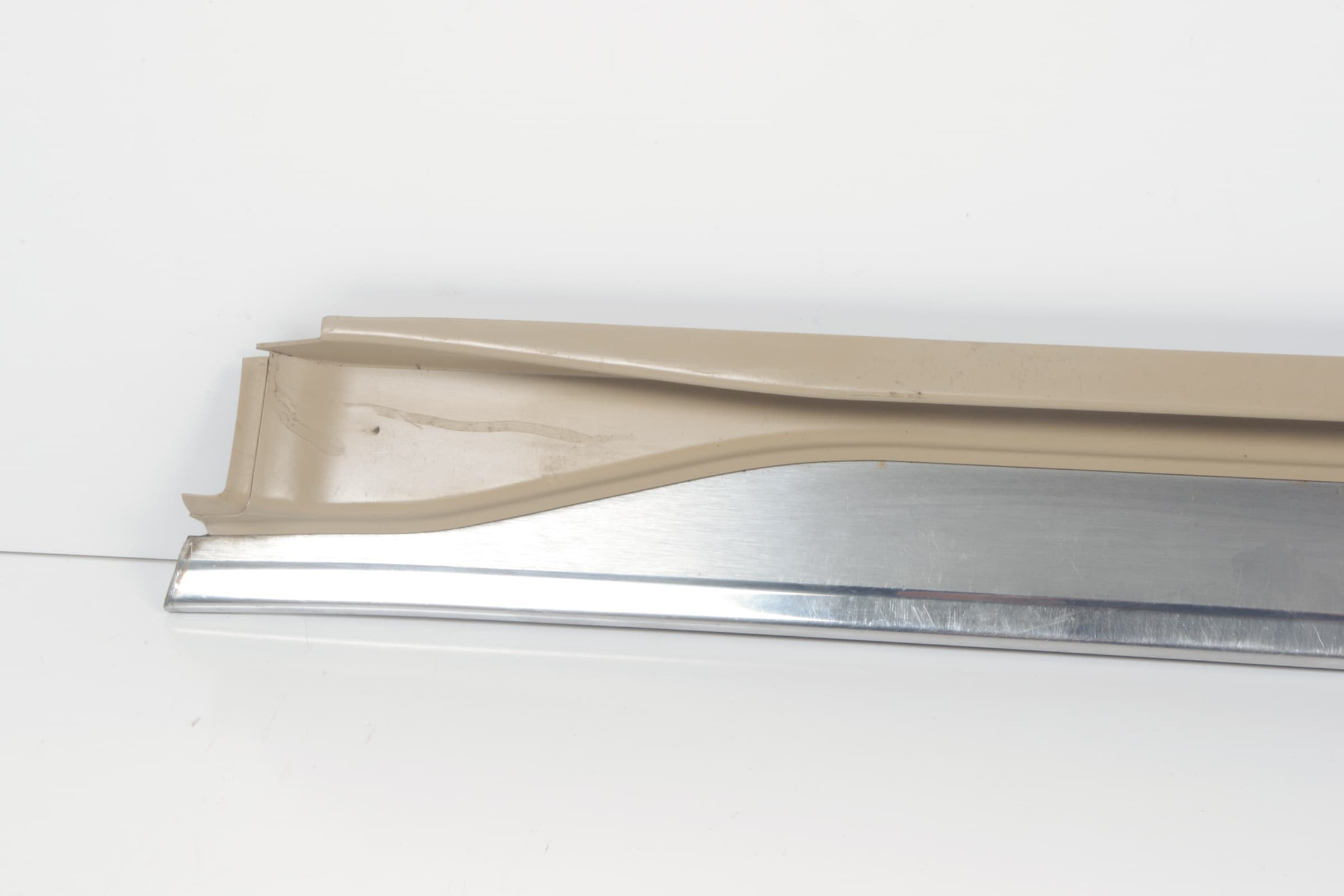 Mercedes 1296800435 Door Sill - Right Beige | R129 SL